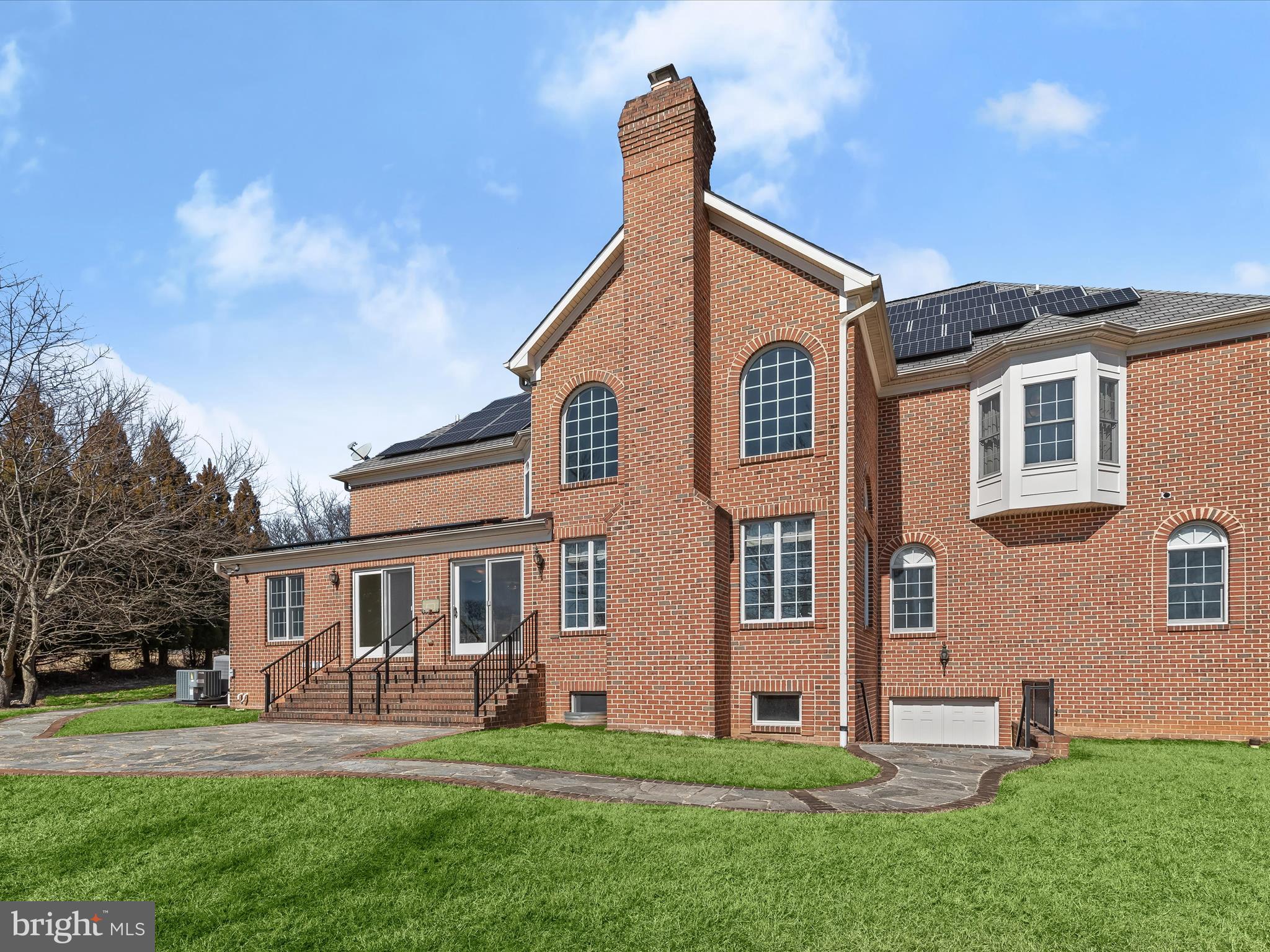 PIKESVILLE - Residential