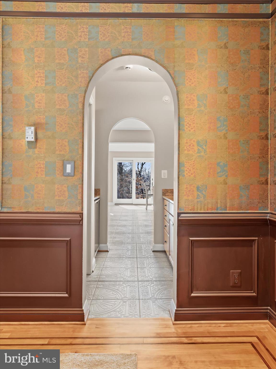 PIKESVILLE - Residential