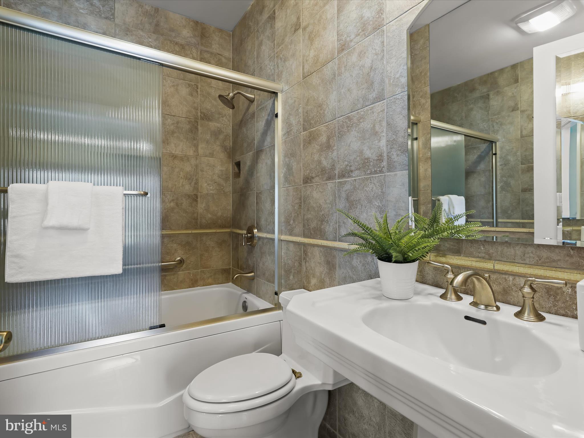 PIKESVILLE - Residential