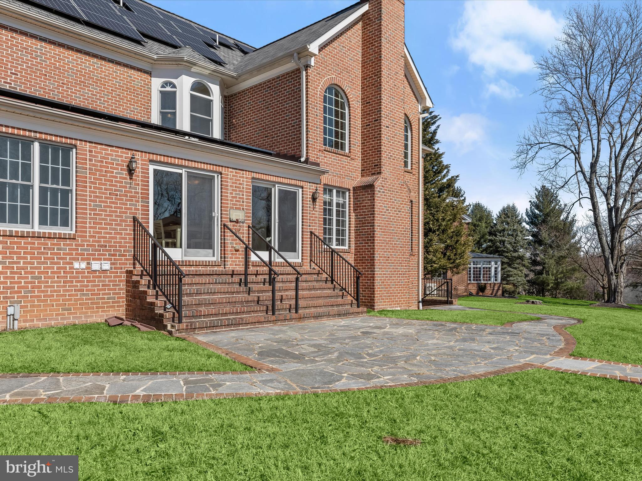 PIKESVILLE - Residential