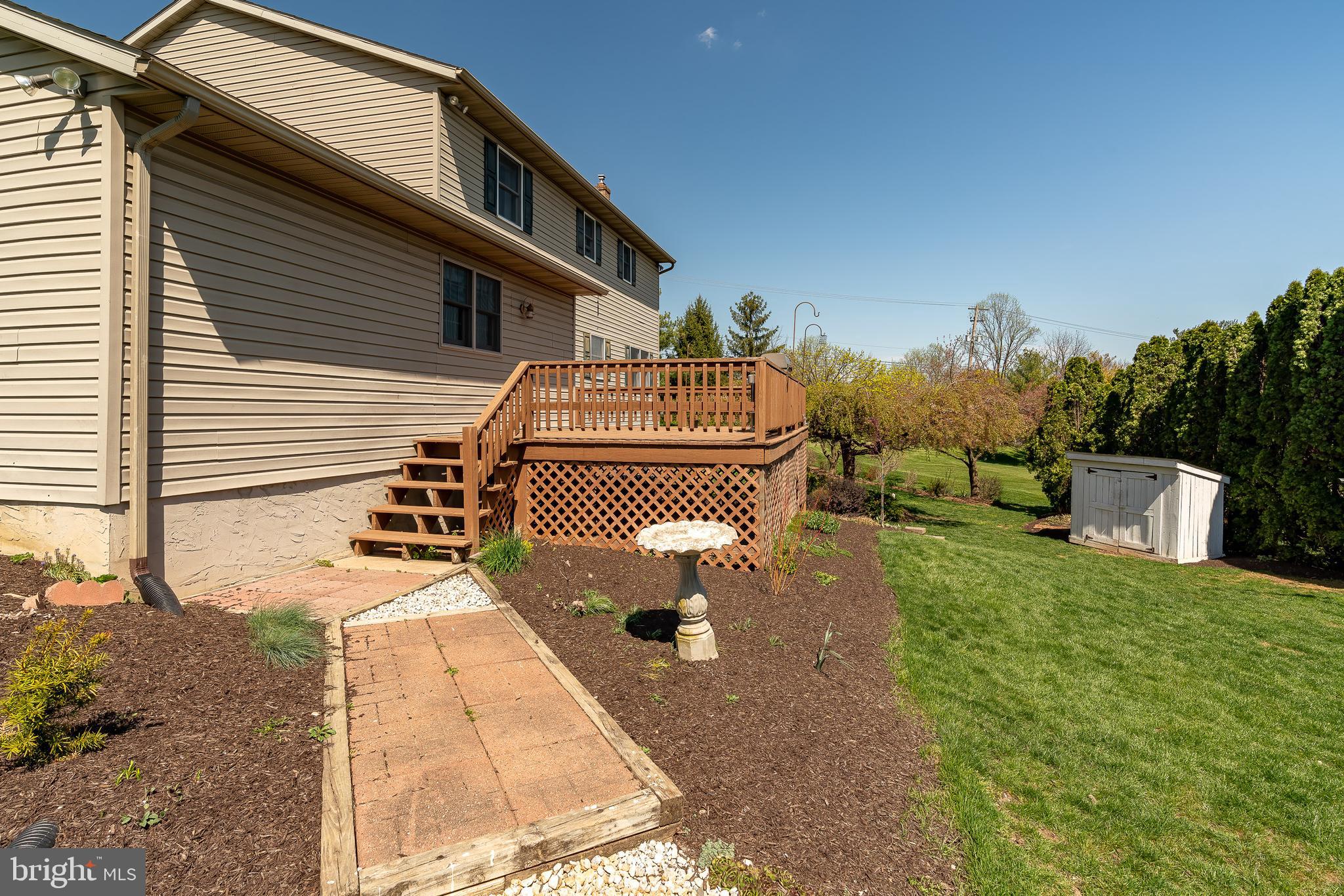 CLAY MANOR - Residential