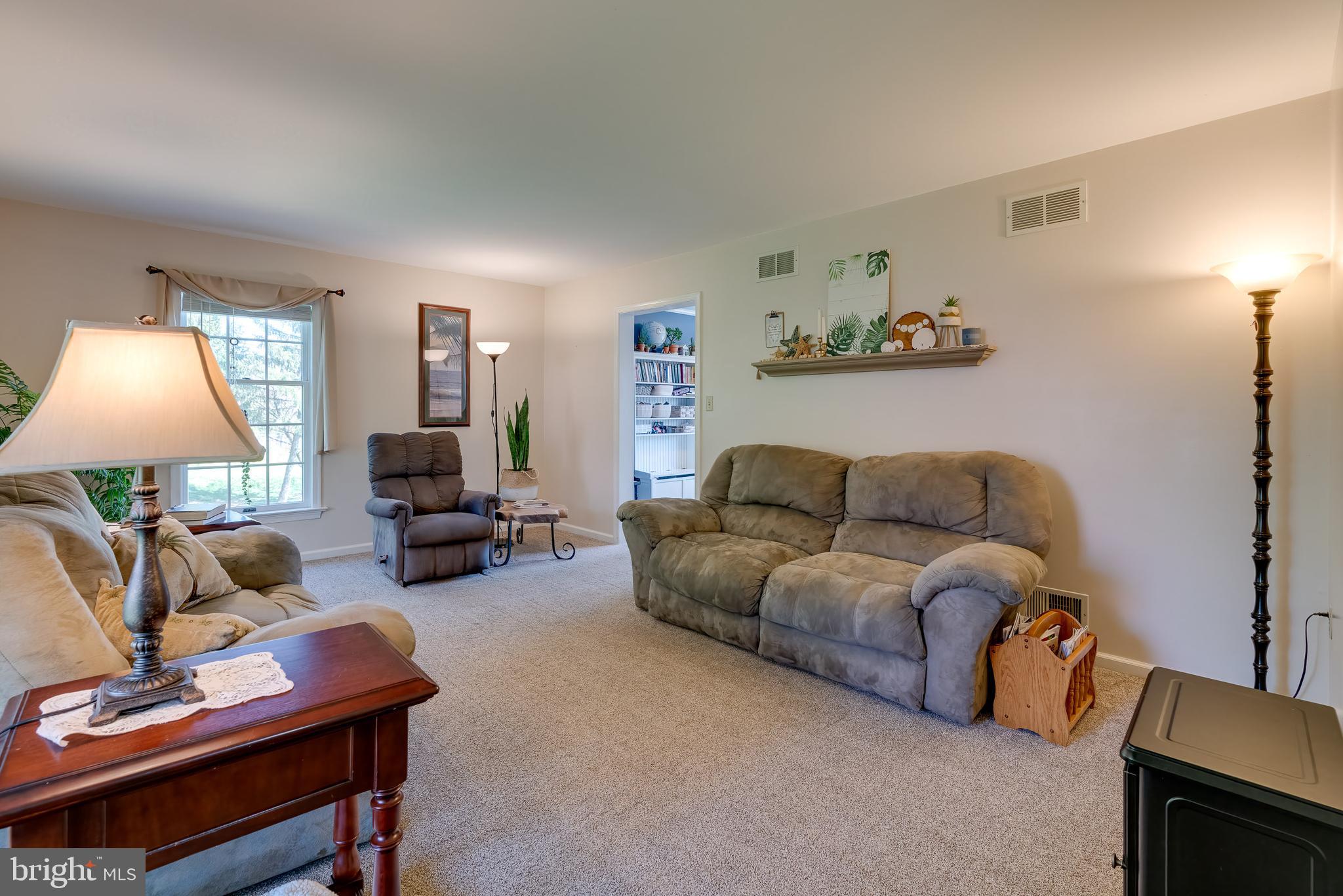 CLAY MANOR - Residential