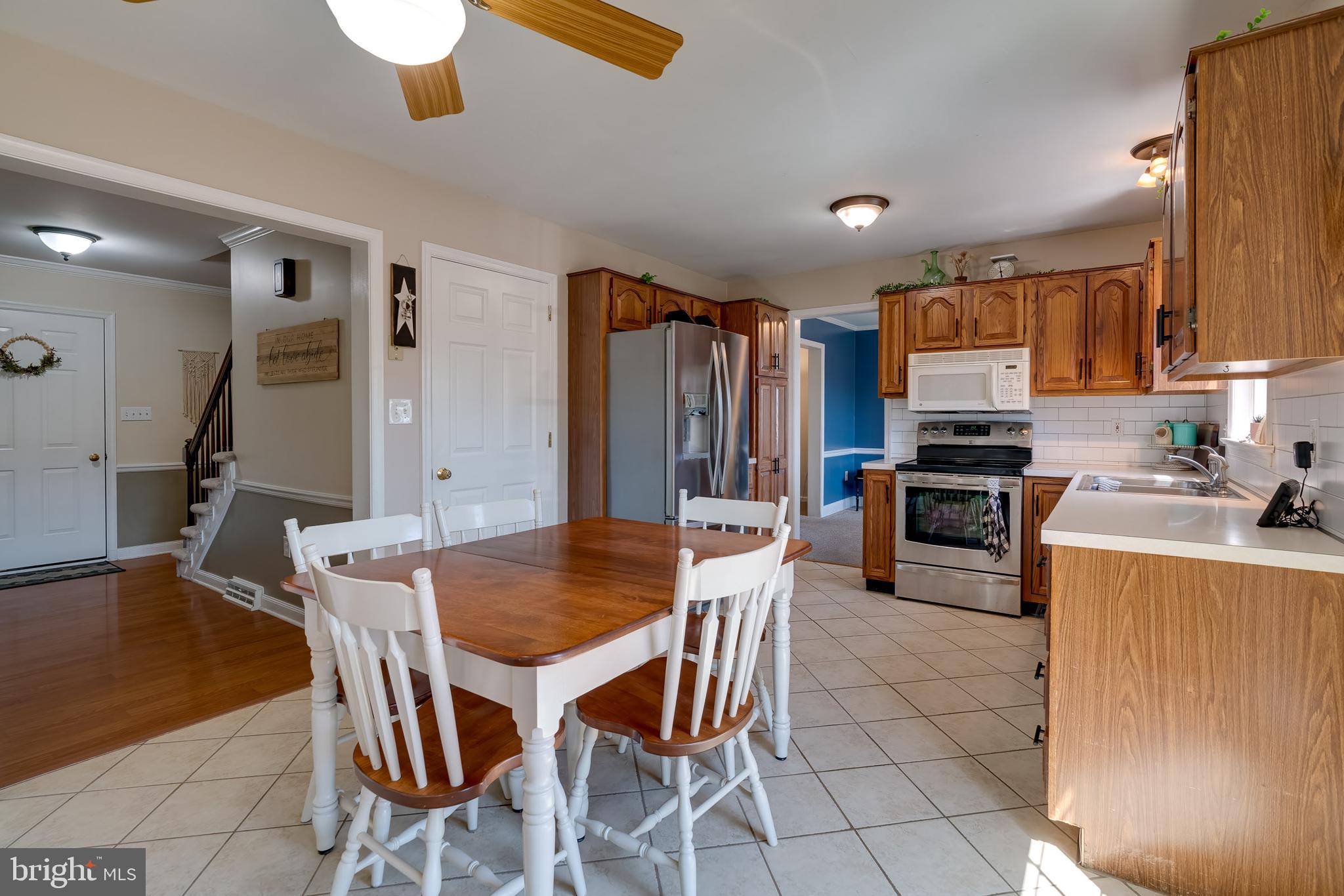 CLAY MANOR - Residential