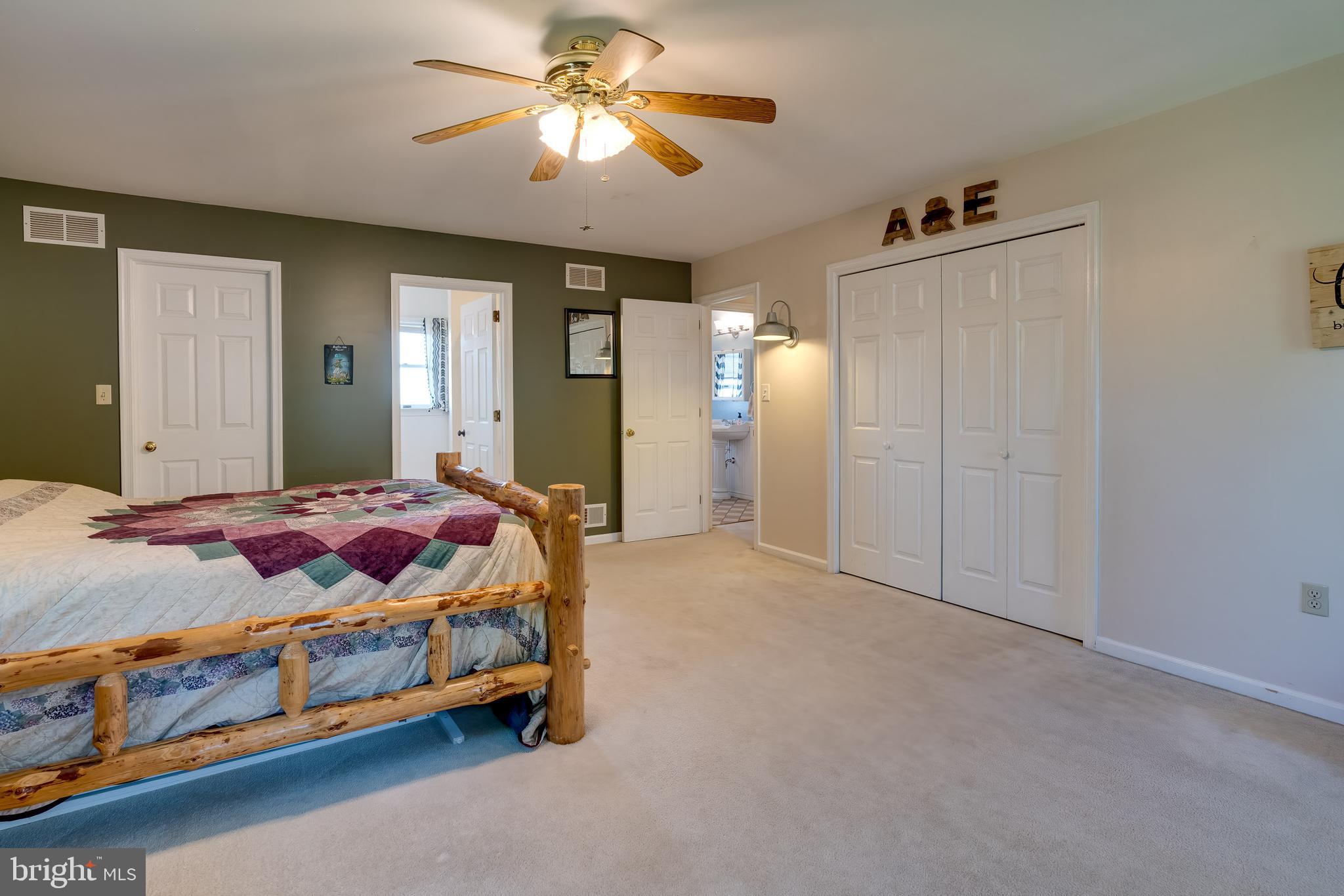 CLAY MANOR - Residential