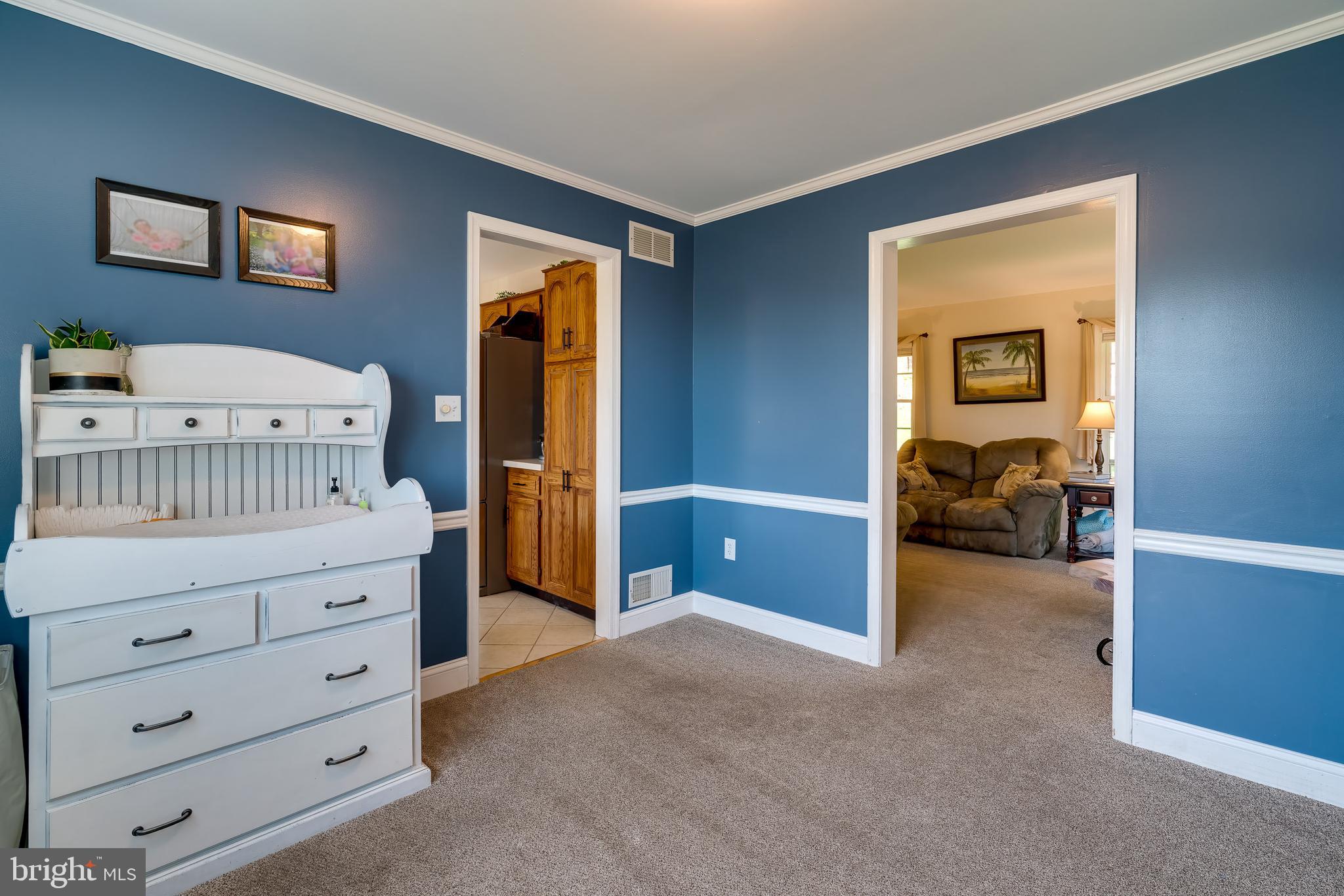 CLAY MANOR - Residential