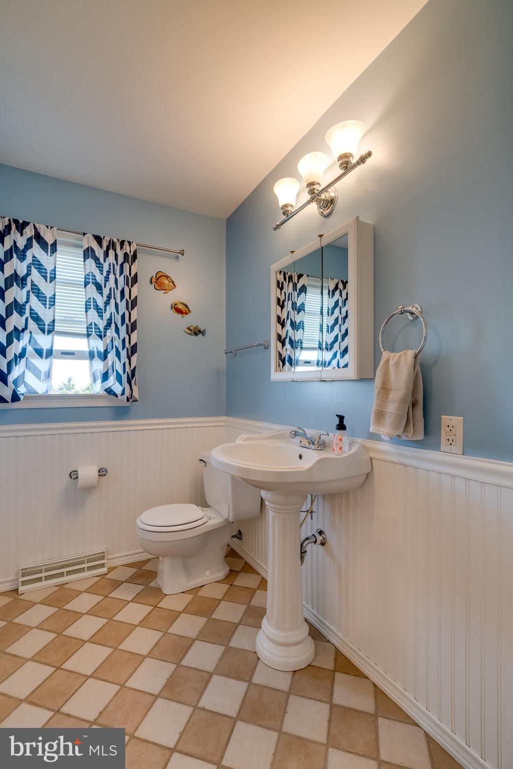 CLAY MANOR - Residential