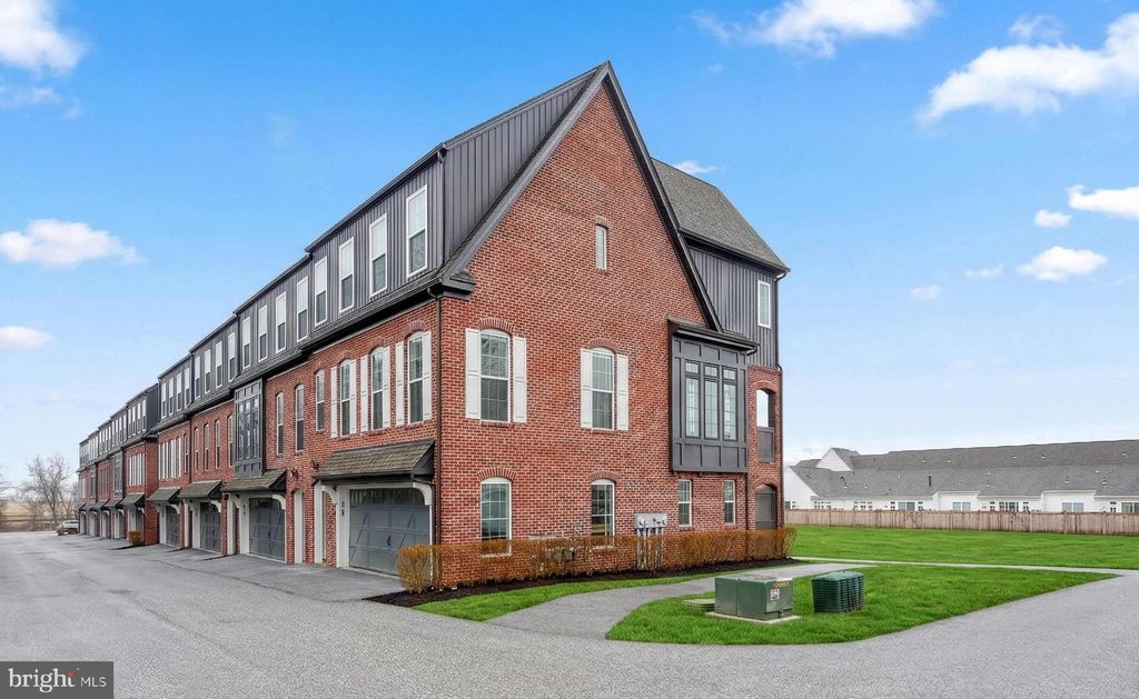 Photo of 1340 Station House Lane, MECHANICSBURG, PA 17055 (MLS # PACB2051246)