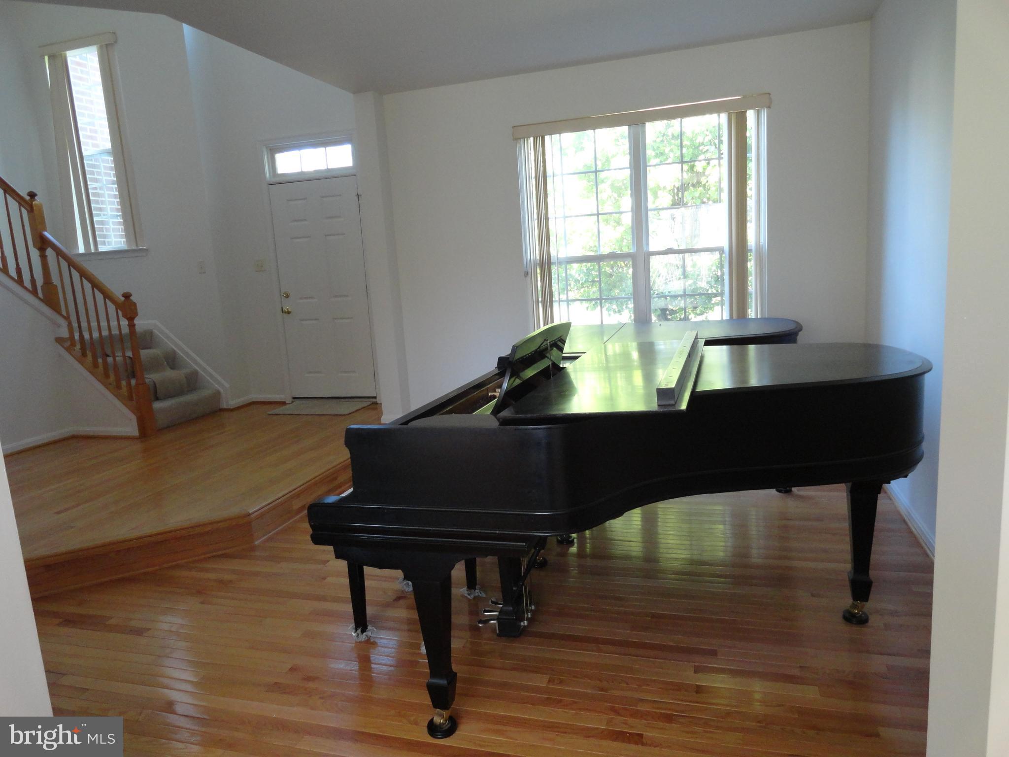 CHERRY CREEK OVERLOOK - Residential Lease