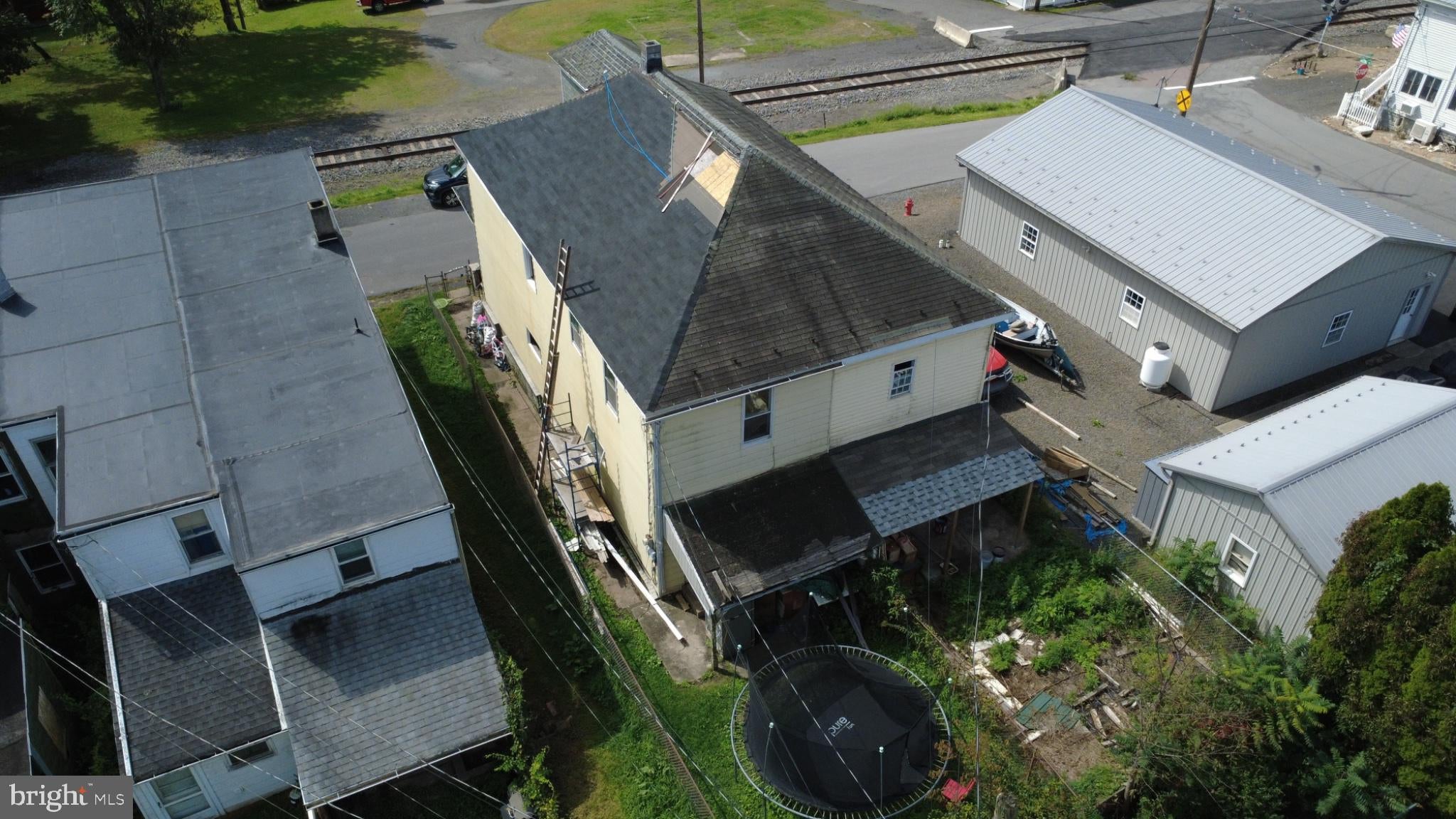 138 RAILROAD STREET