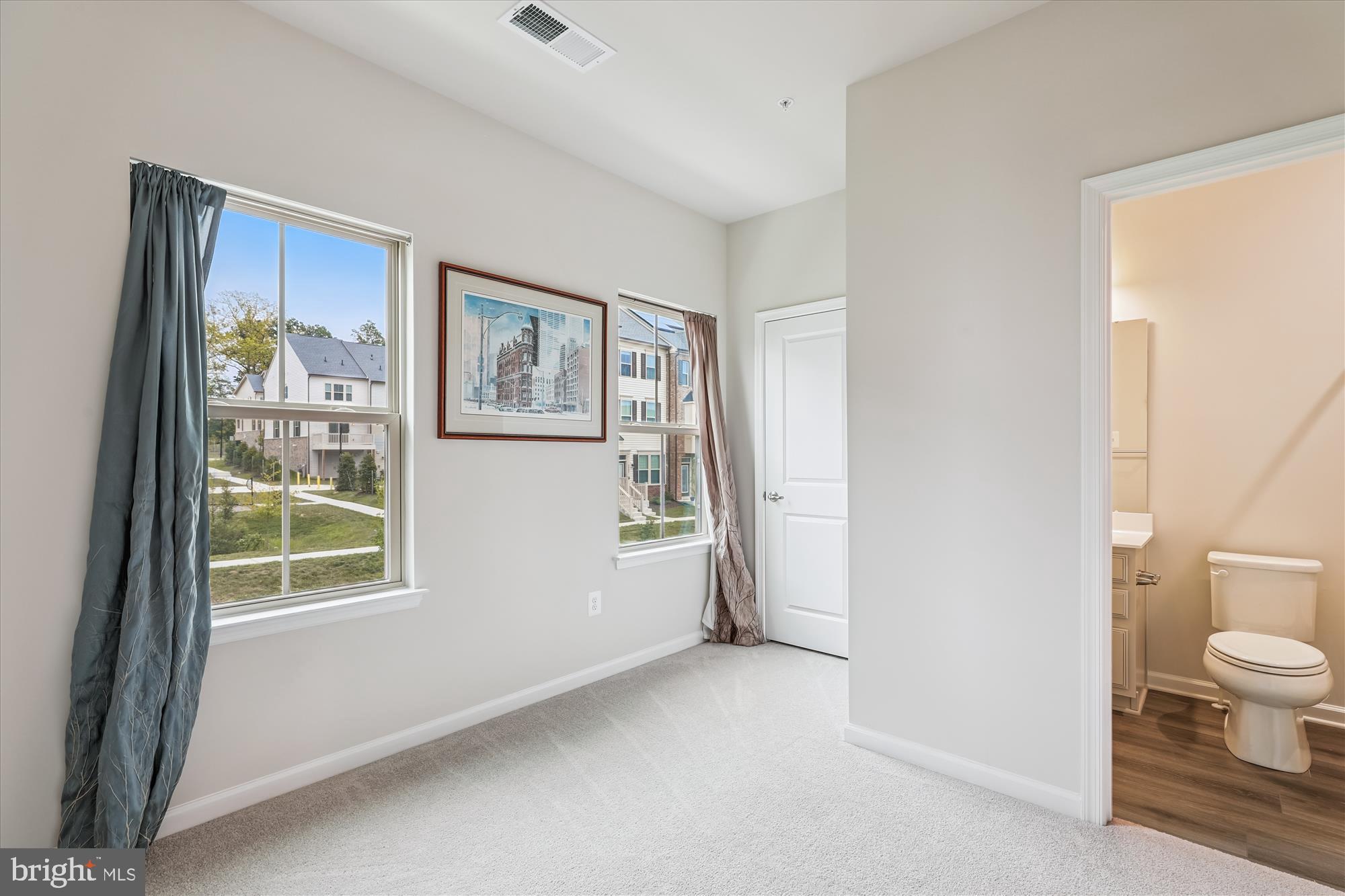 PARKSIDE - Residential