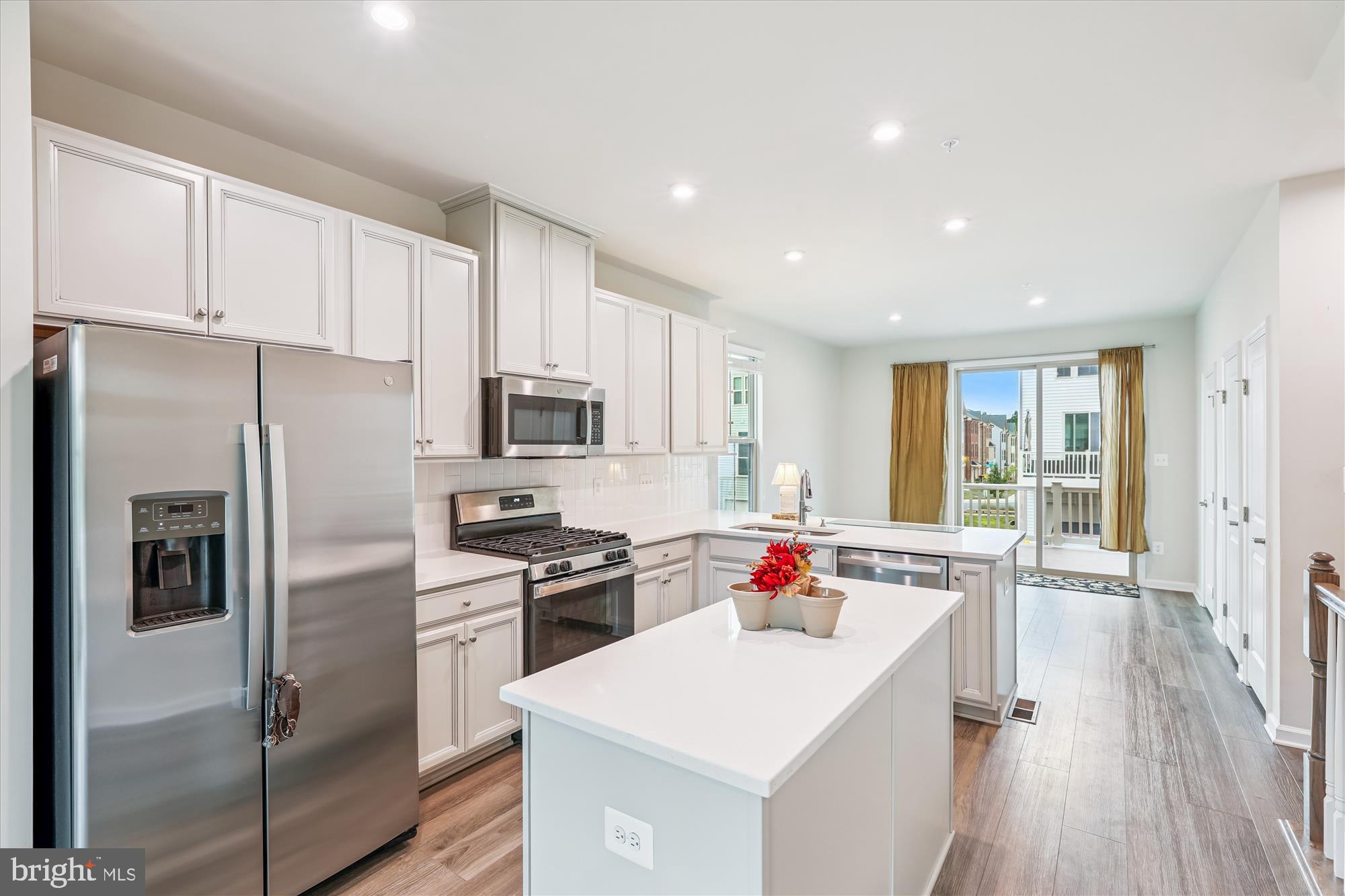 PARKSIDE - Residential