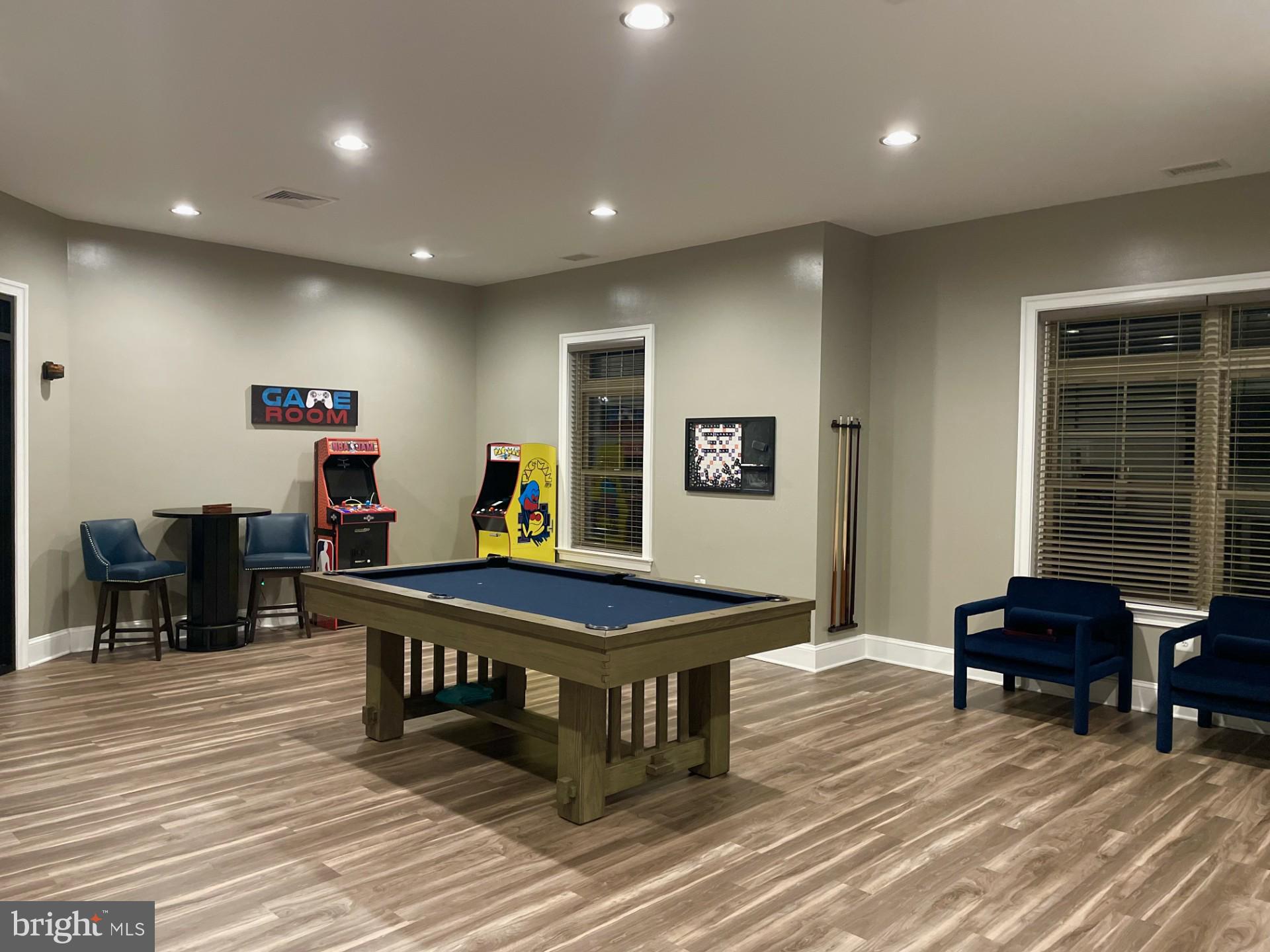 PARKSIDE - Residential