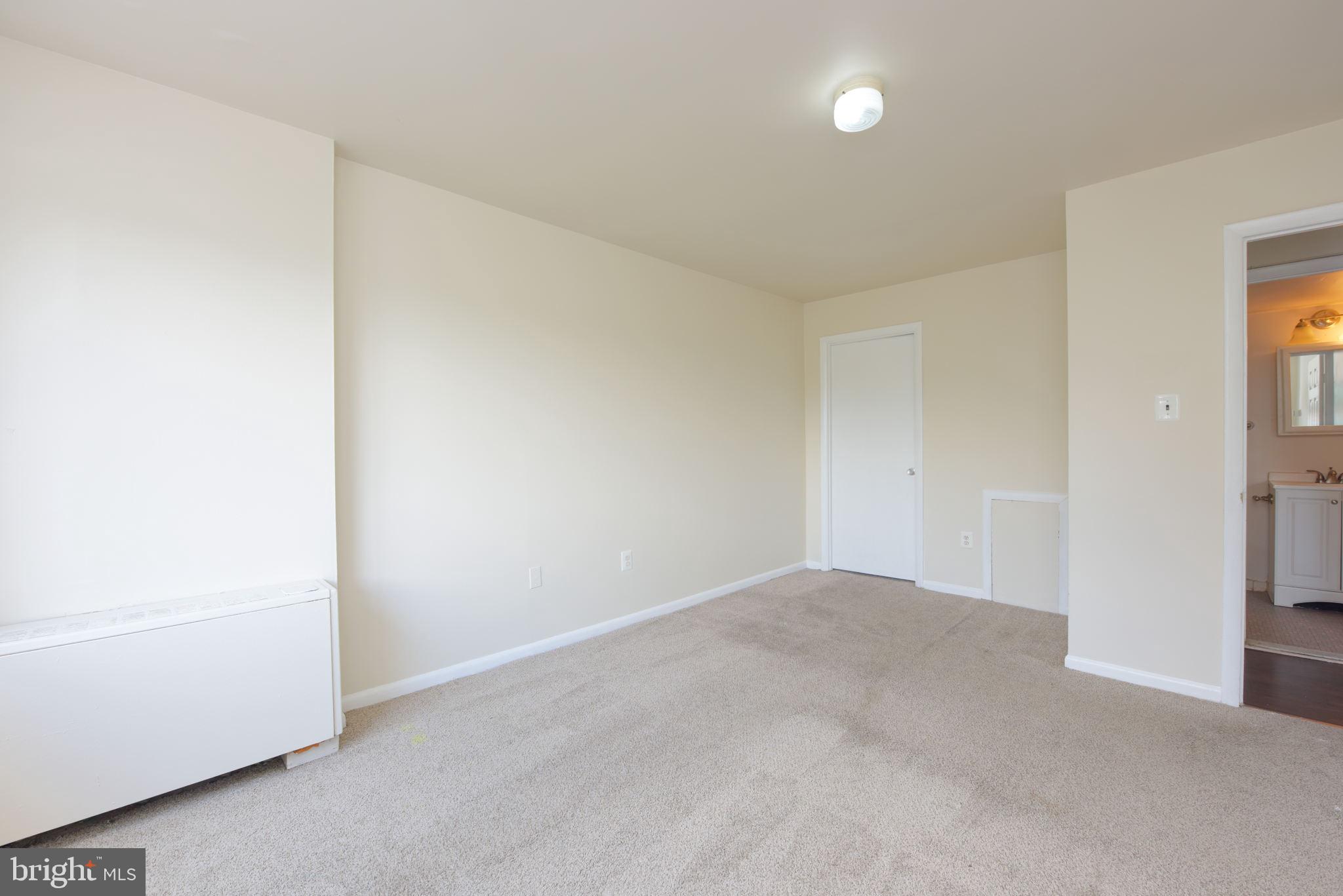 PINEWAY TOWERS - Residential