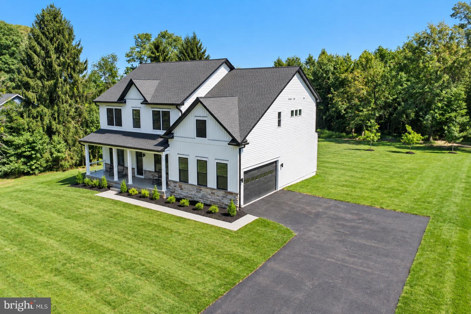 1909 MITCHELL DRIVE