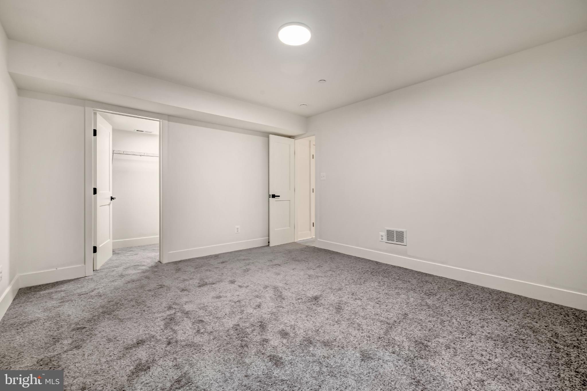 FOREST GREENS - Residential