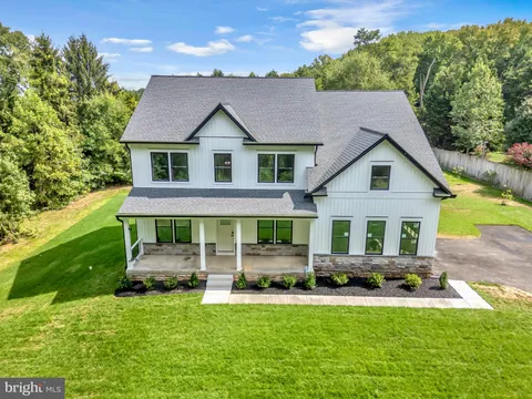 MLS: MDHR2052822