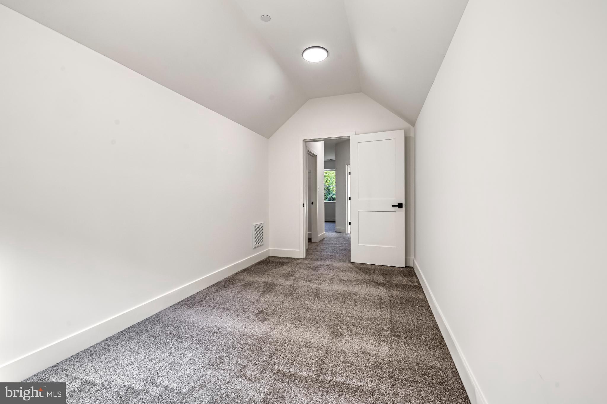 FOREST GREENS - Residential