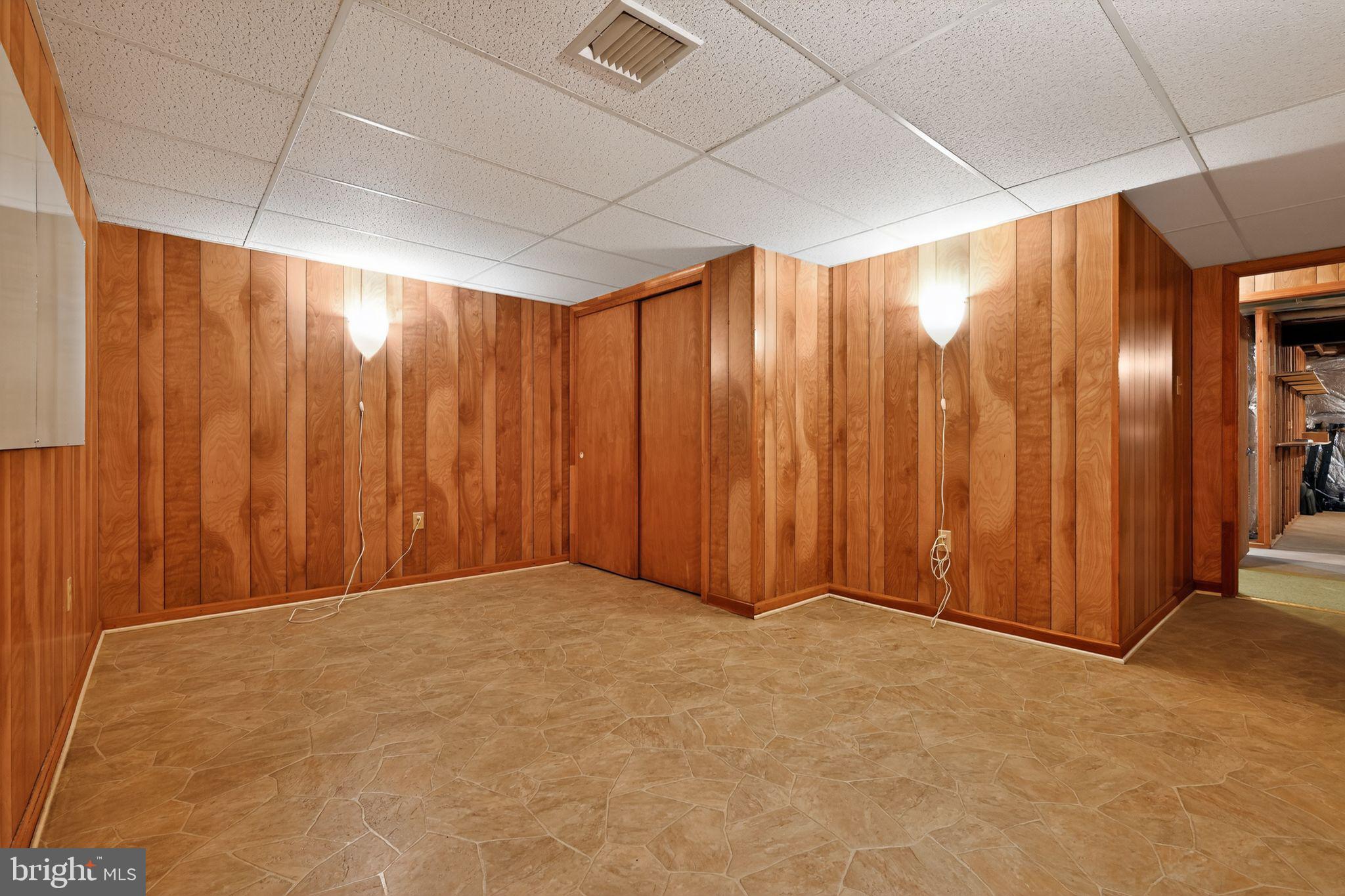 WISTER MEWS - Residential