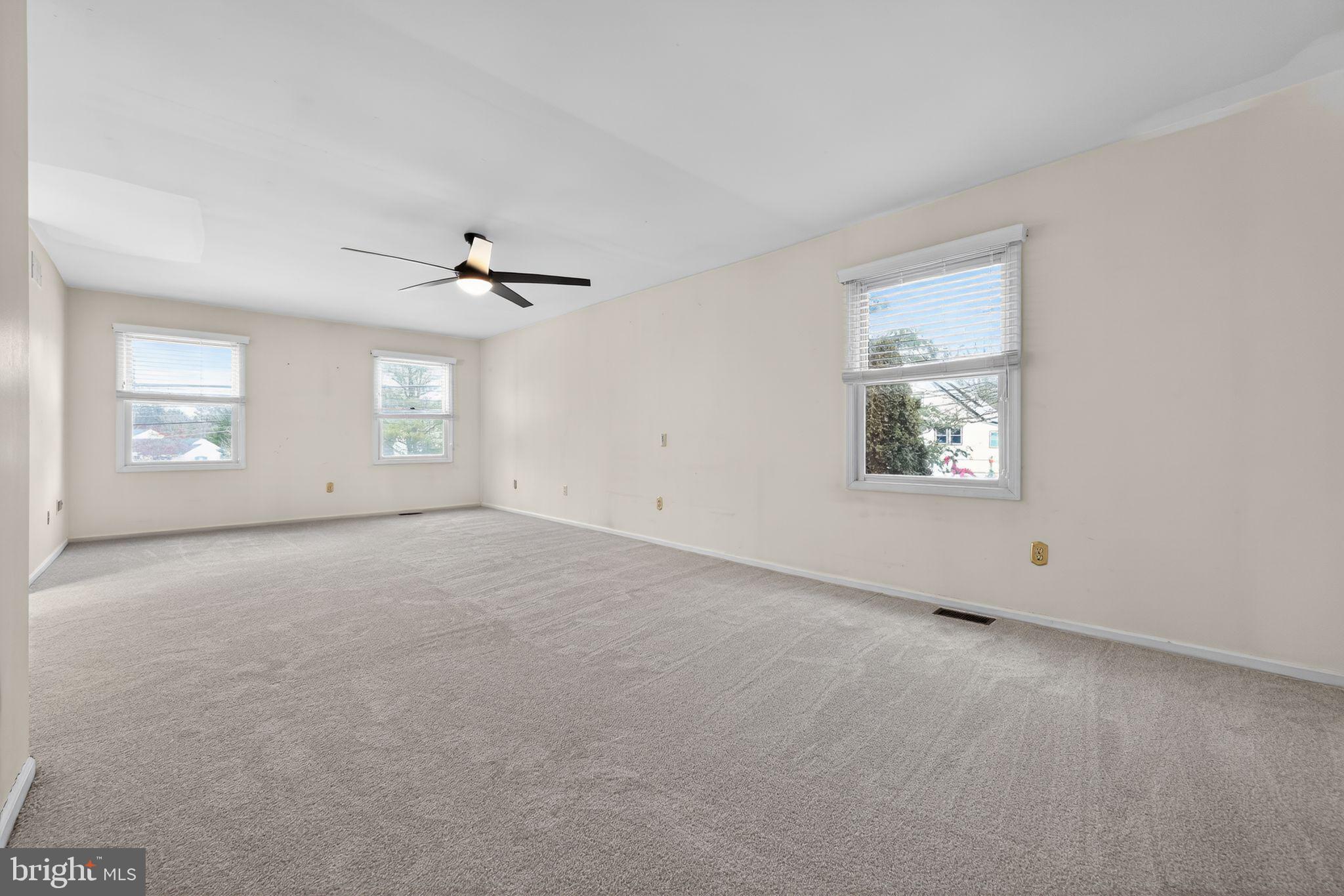 WISTER MEWS - Residential