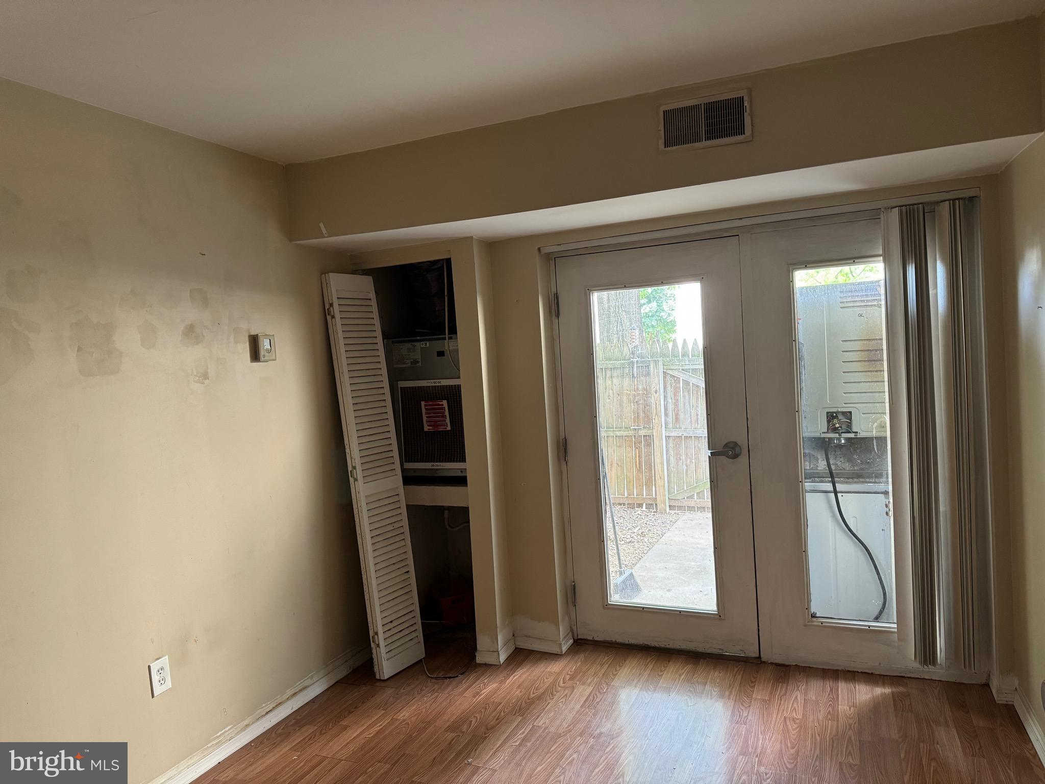 MAYFAIR - Residential