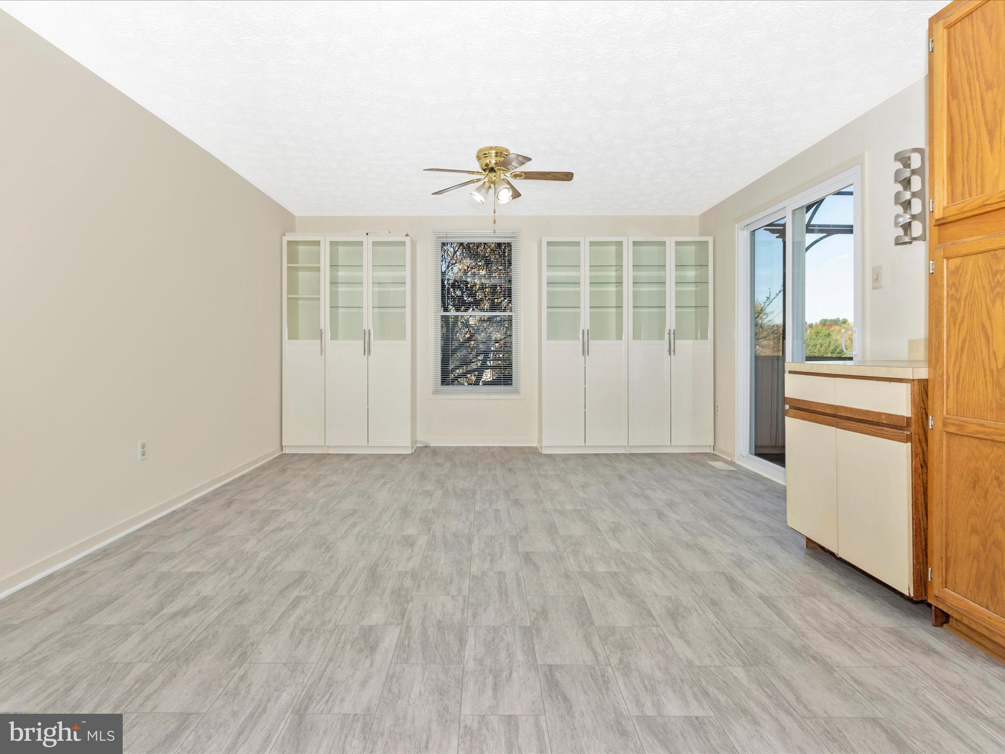 MT AIRY VILLAGE - Residential