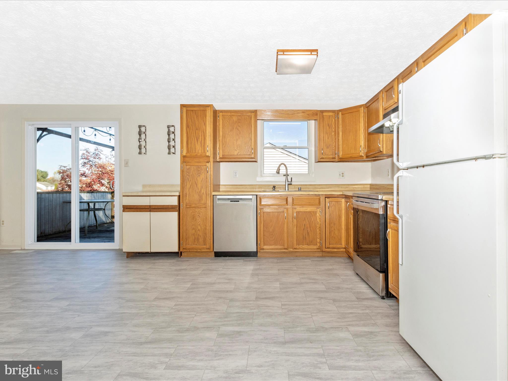 MT AIRY VILLAGE - Residential