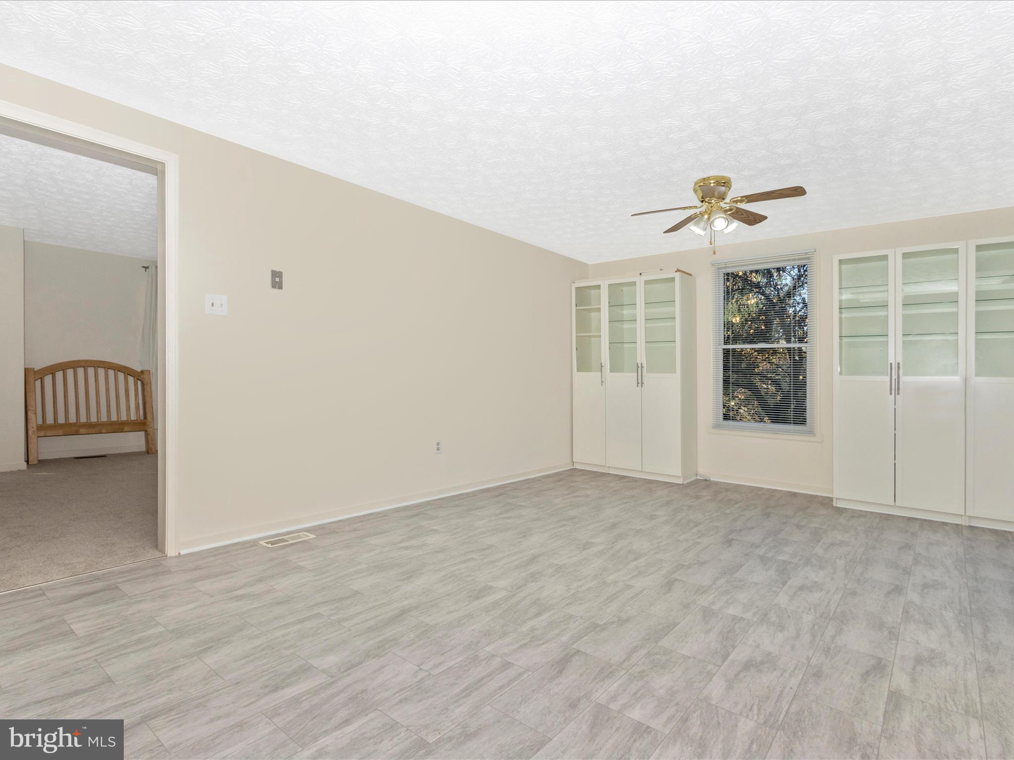 MT AIRY VILLAGE - Residential