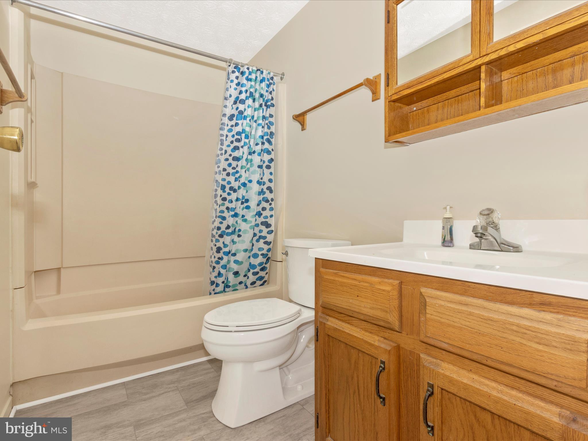 MT AIRY VILLAGE - Residential