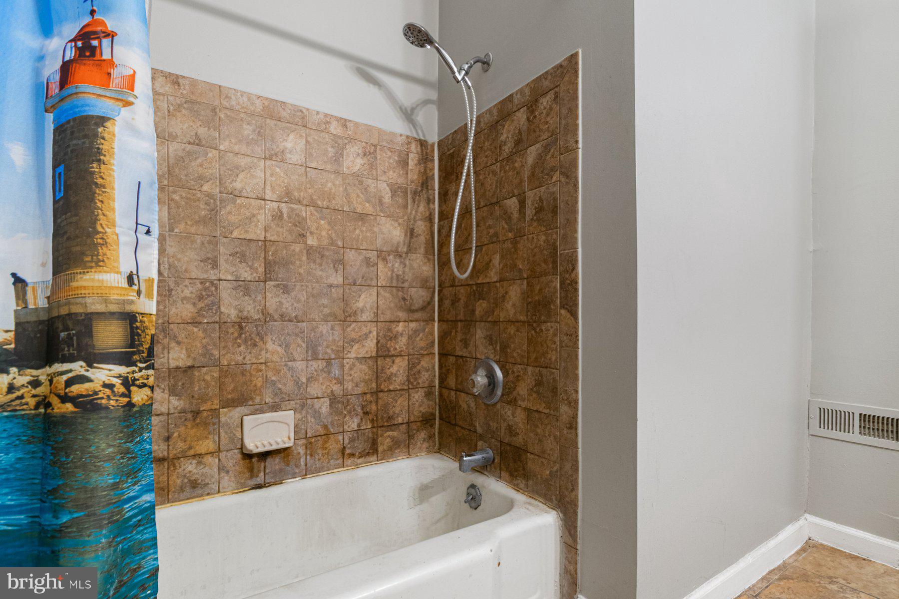 GREENSPRING - Residential