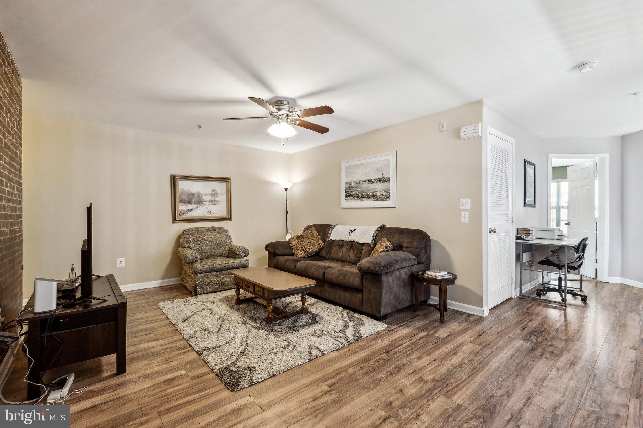 LEESBURG GATEWAY II - Residential Lease