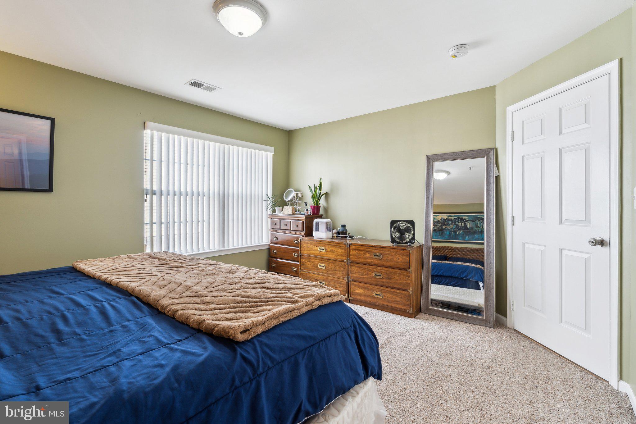 LEESBURG GATEWAY II - Residential Lease