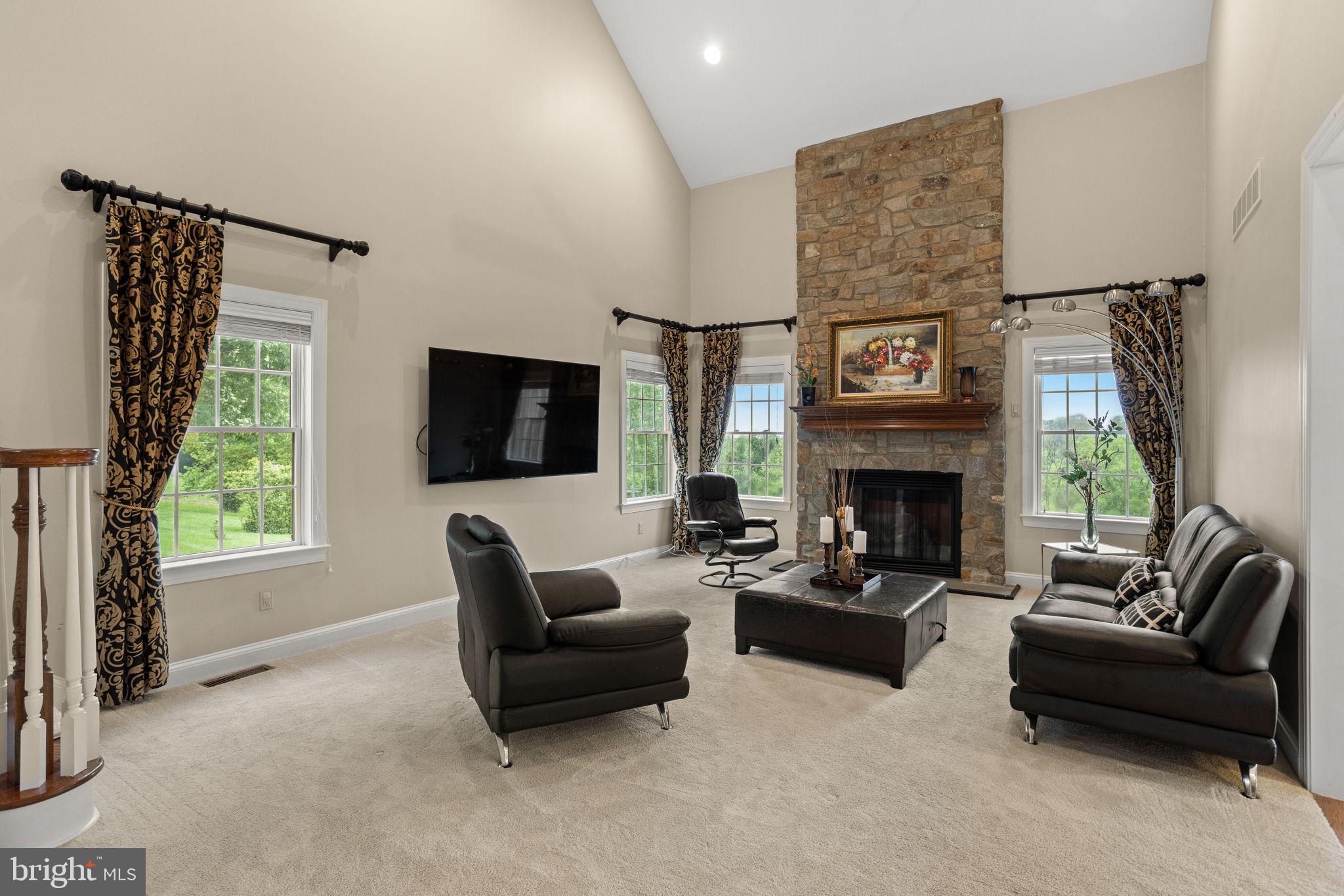 THE STABLES - Residential