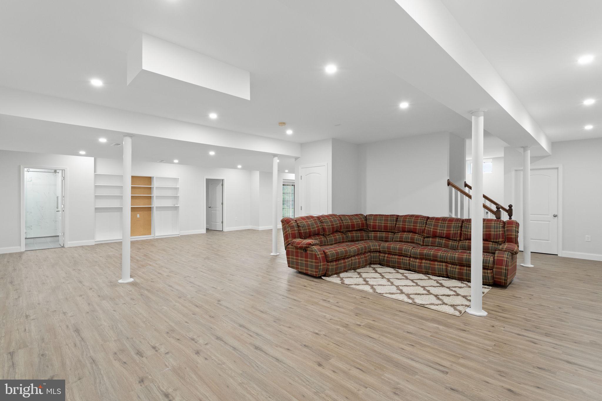 THE STABLES - Residential