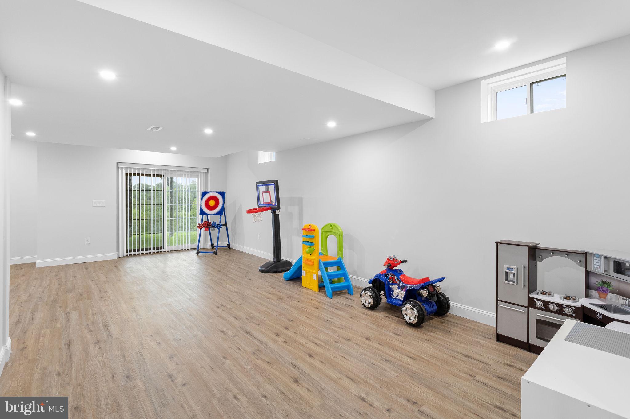 THE STABLES - Residential