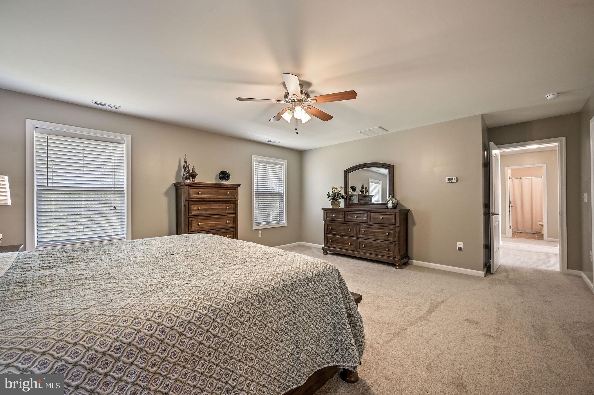 HUNTERS RUN - Residential