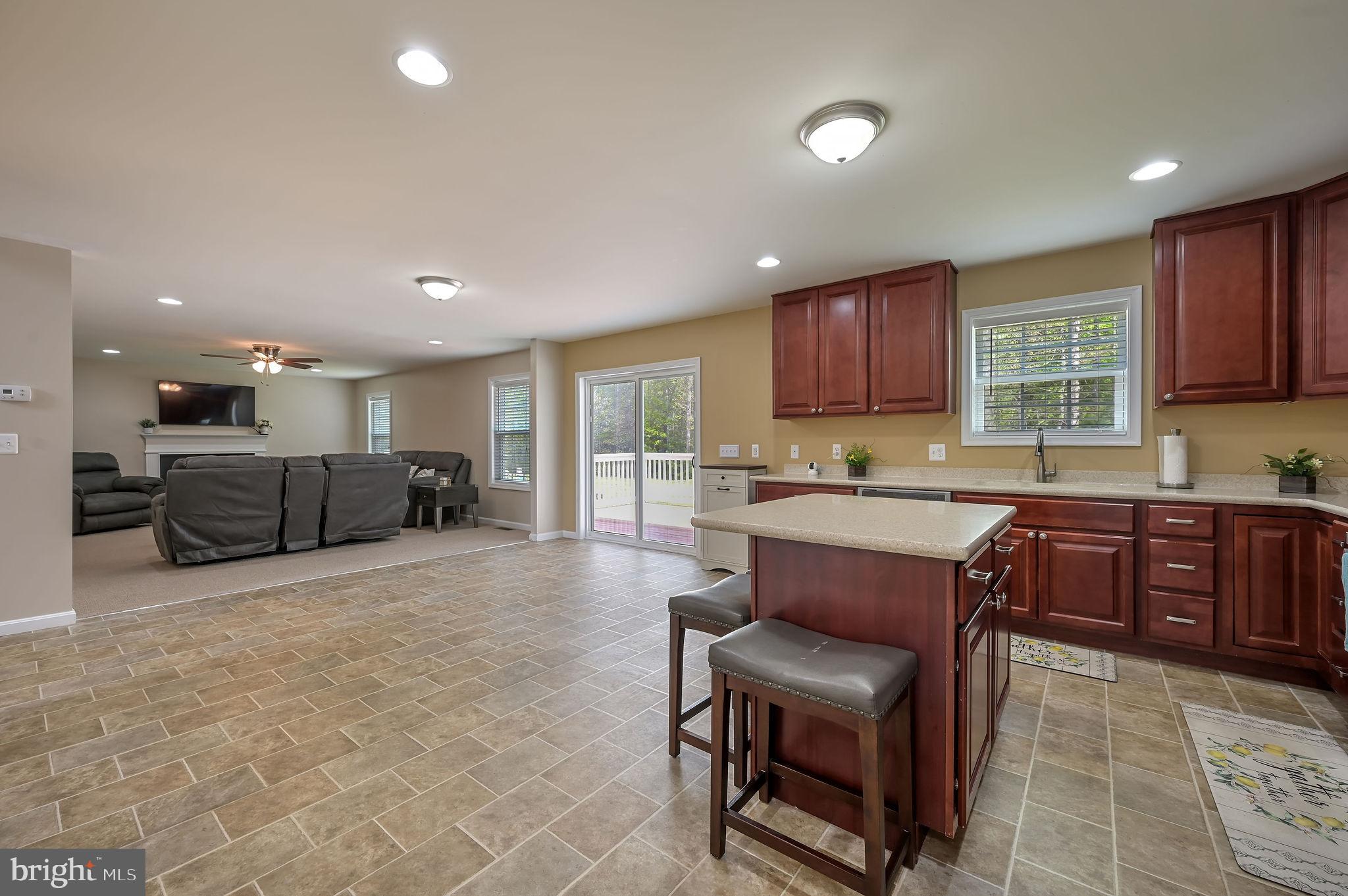 HUNTERS RUN - Residential