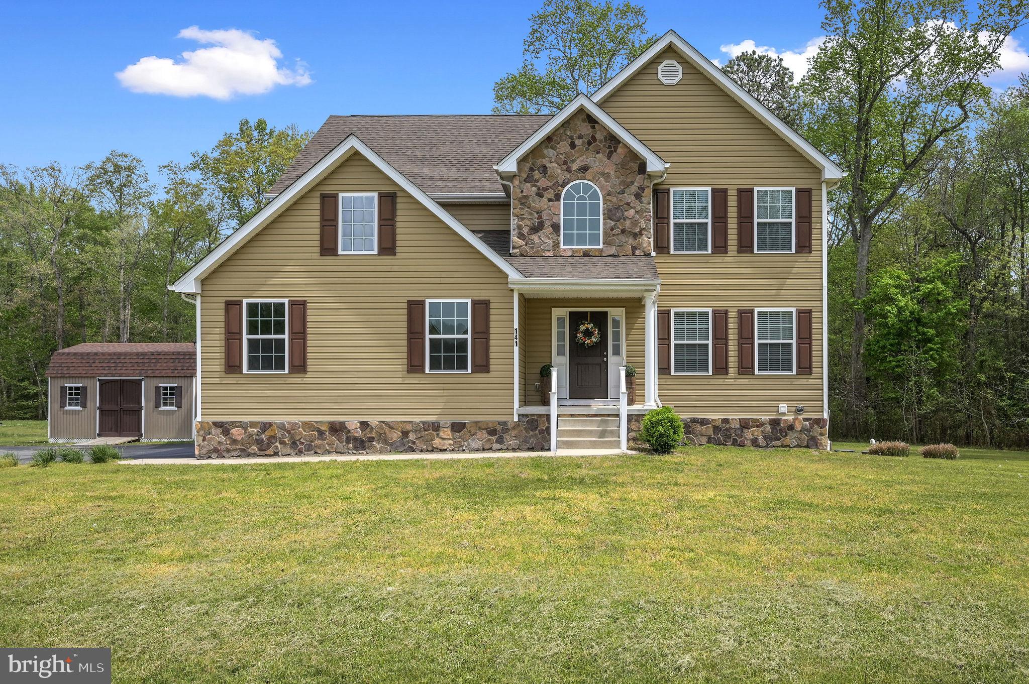 HUNTERS RUN - Residential