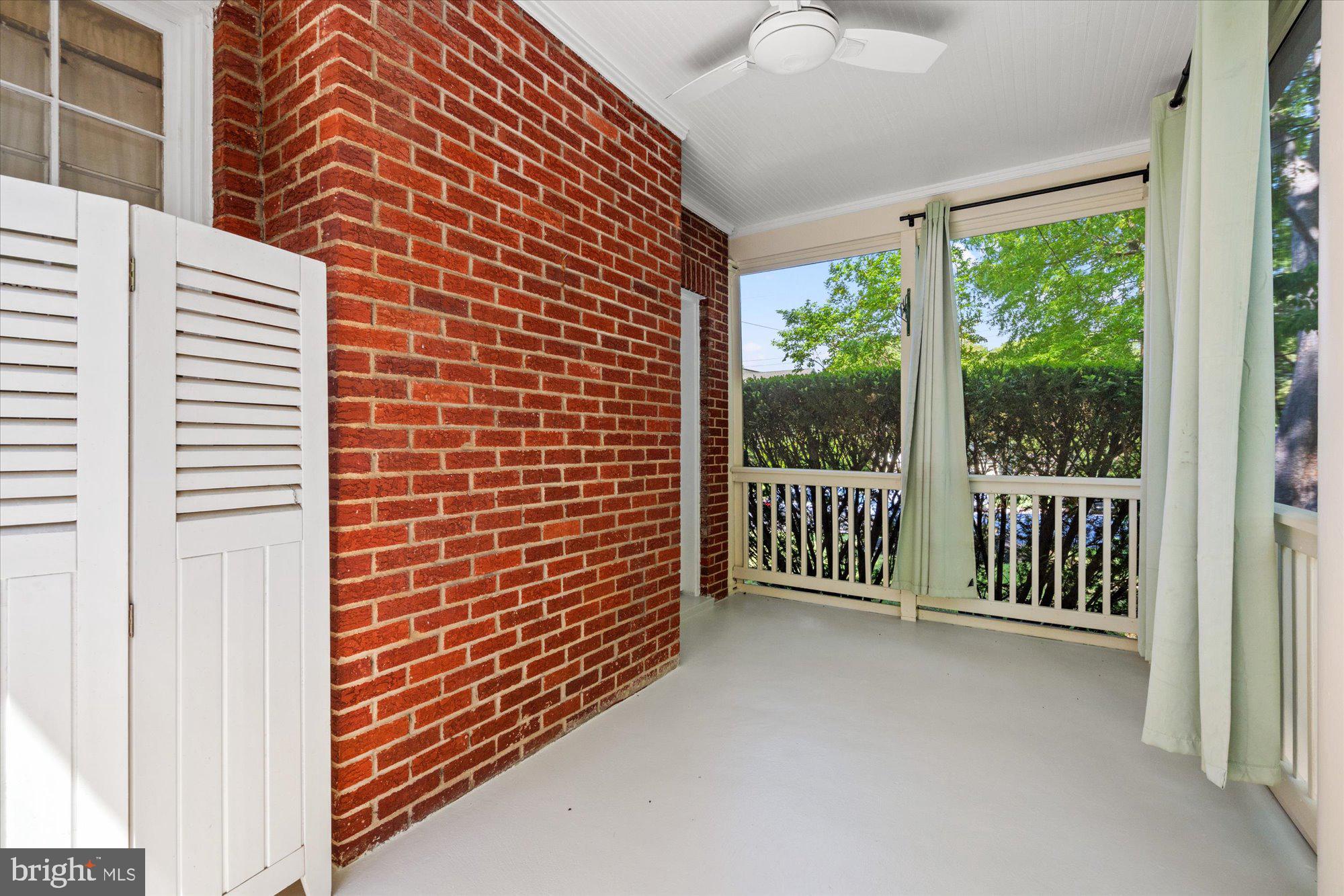 ALCOVA HEIGHTS - Residential