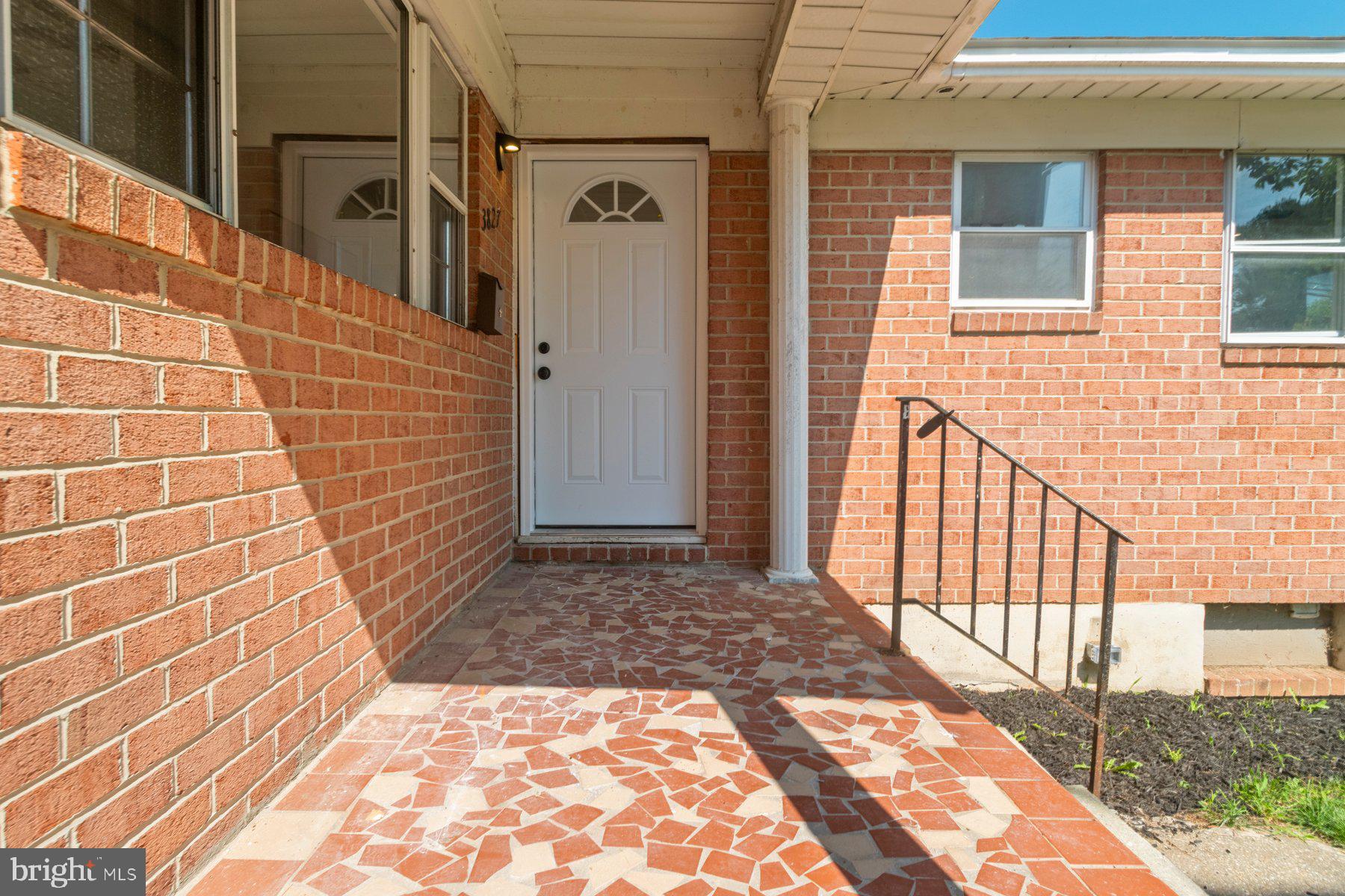 3827 RAYTON ROAD