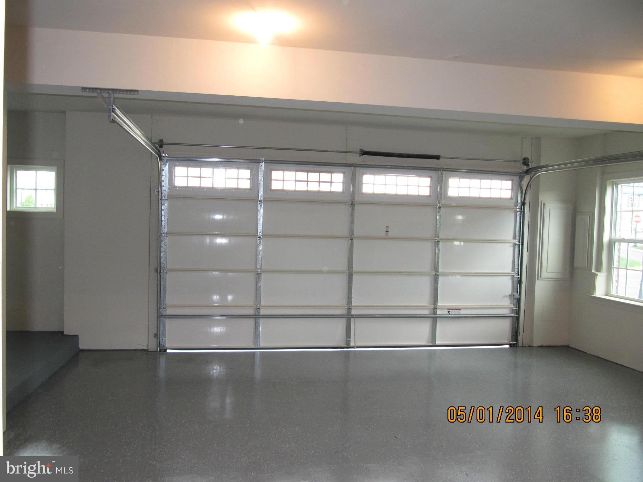 AVONLEA - Residential Lease