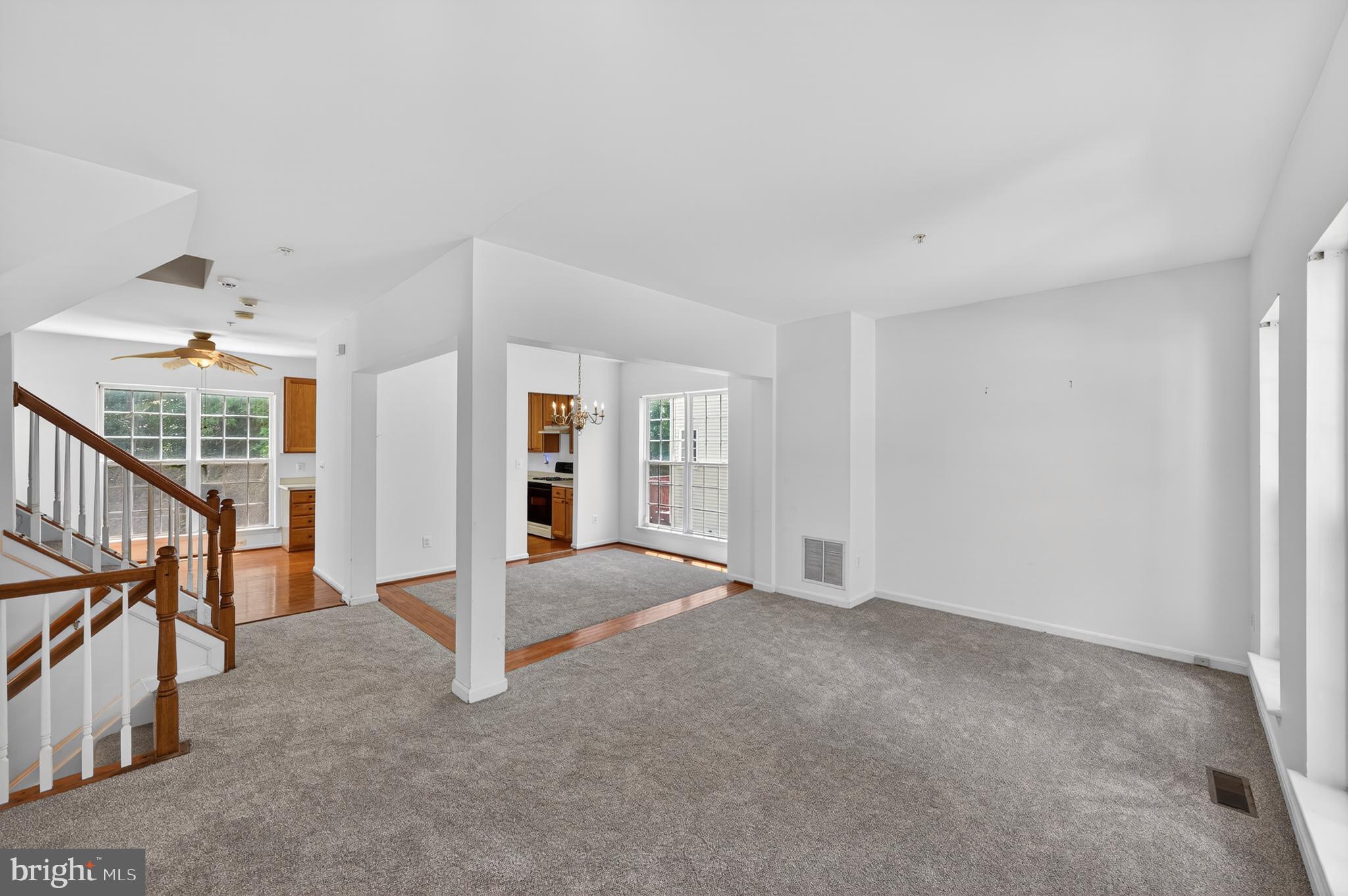 9200 FOX PARK ROAD