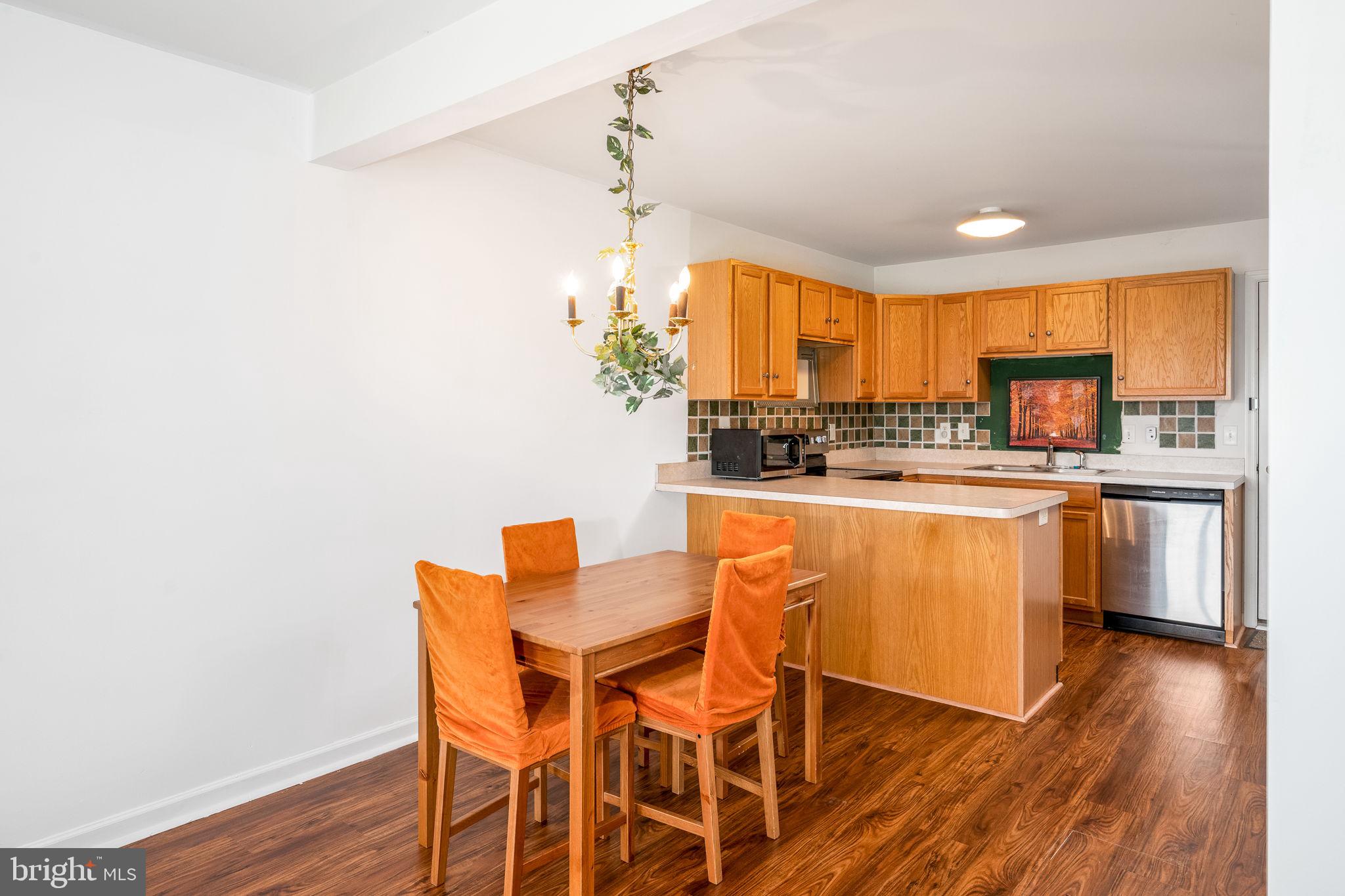 PEBBLE CREEK - Residential