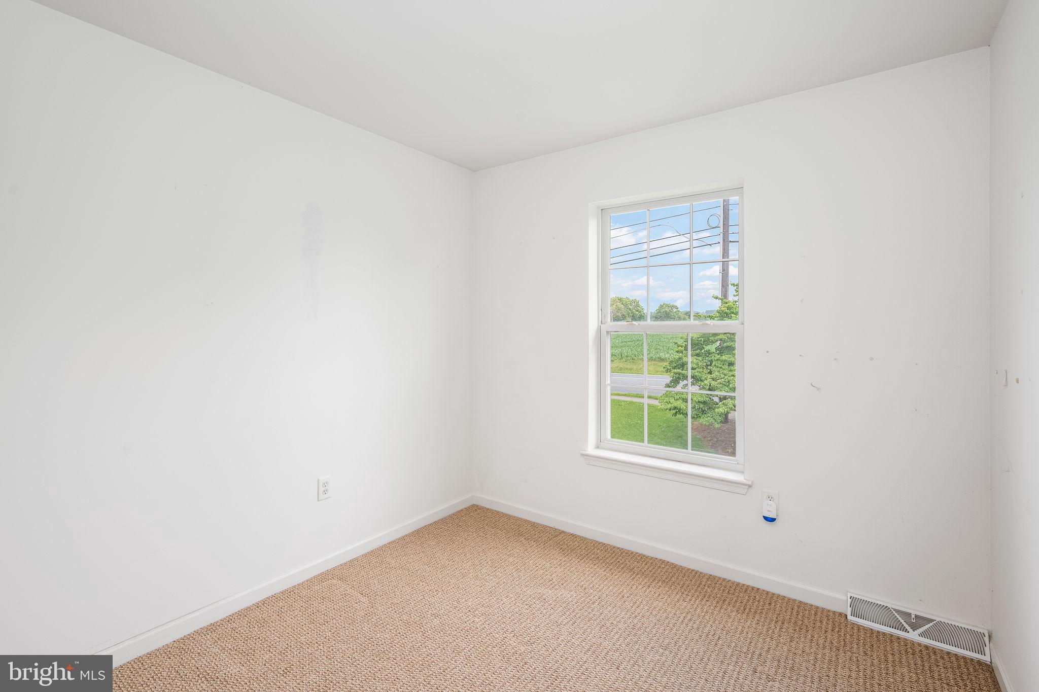 PEBBLE CREEK - Residential