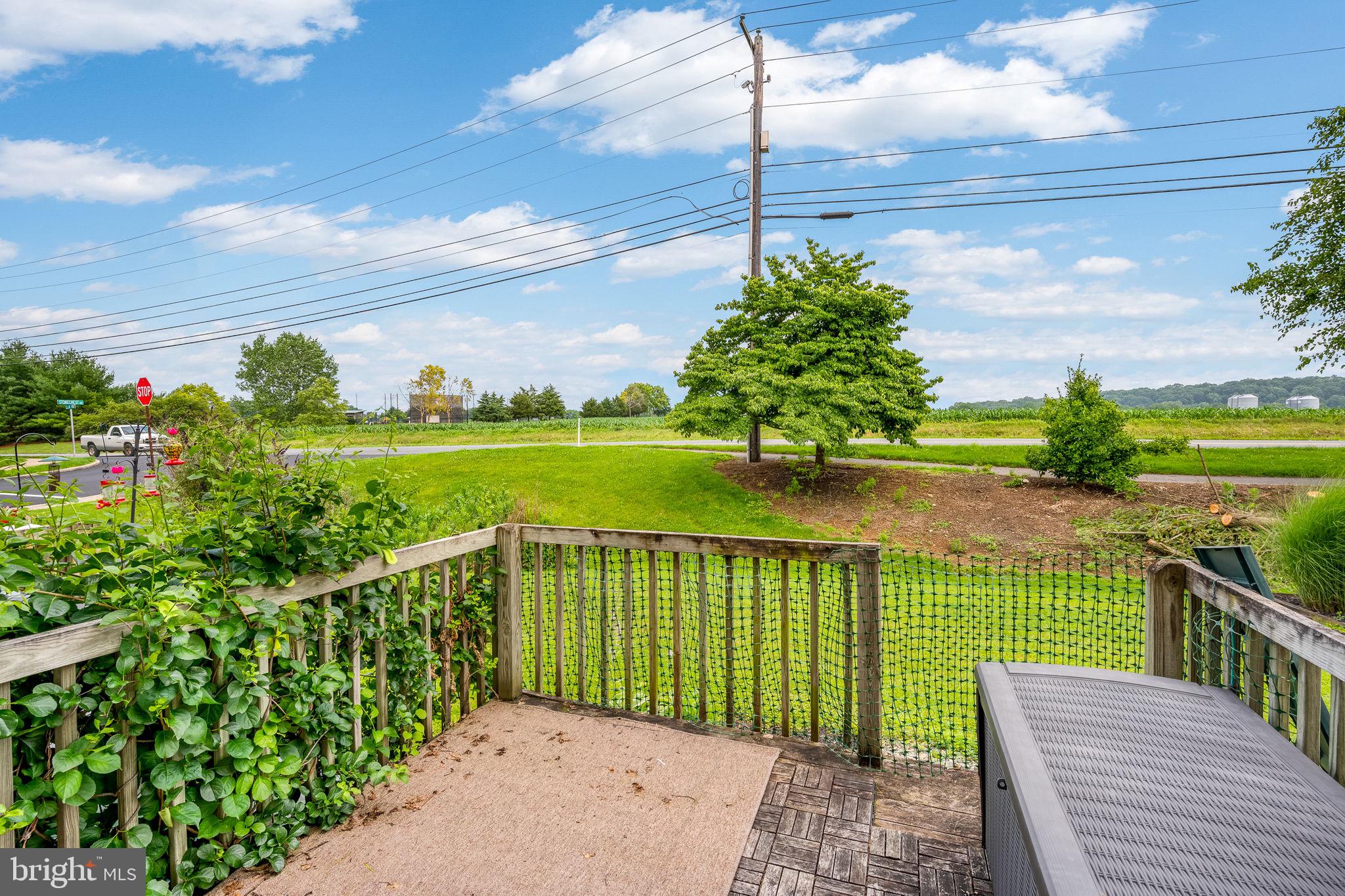 PEBBLE CREEK - Residential