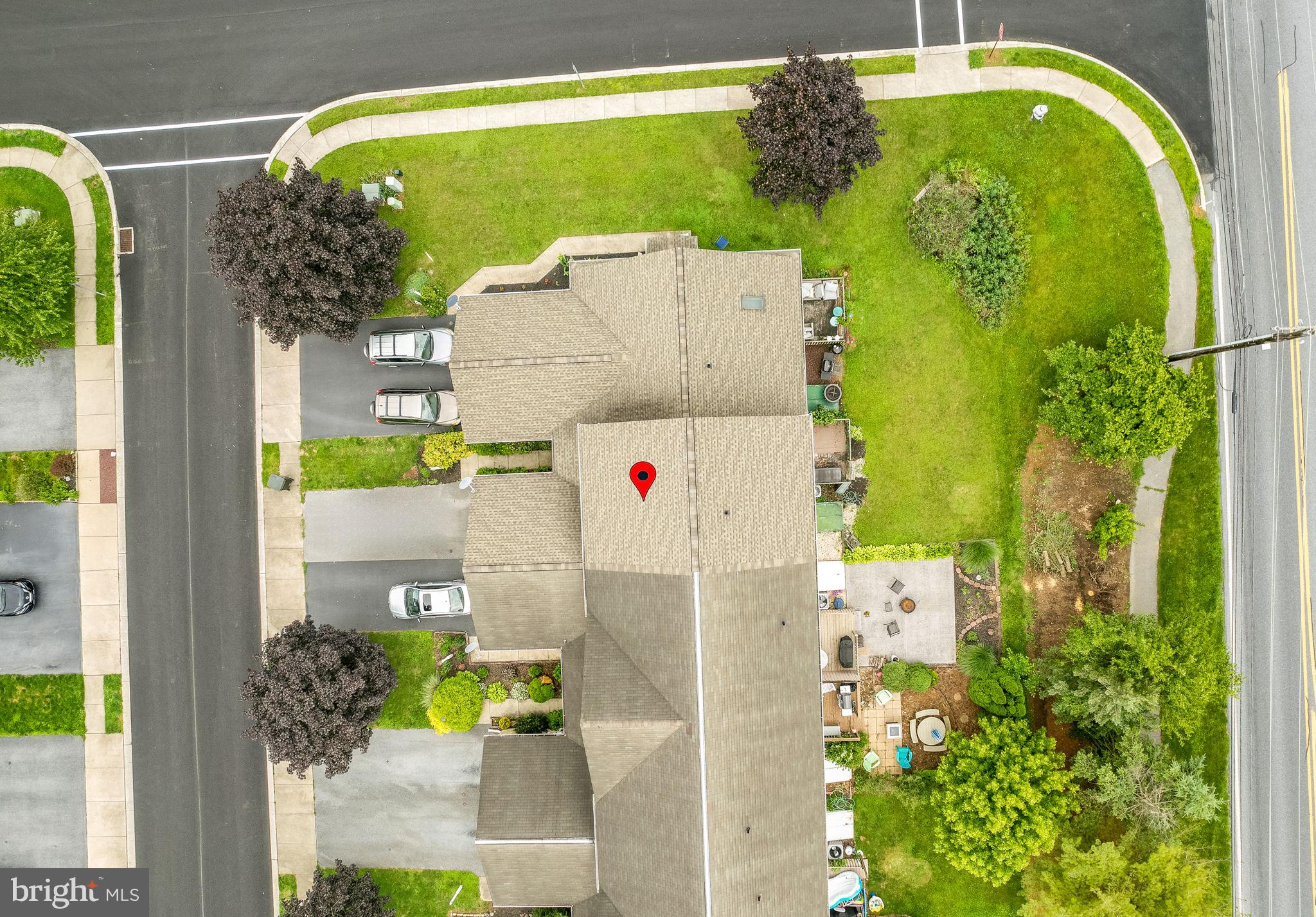 PEBBLE CREEK - Residential