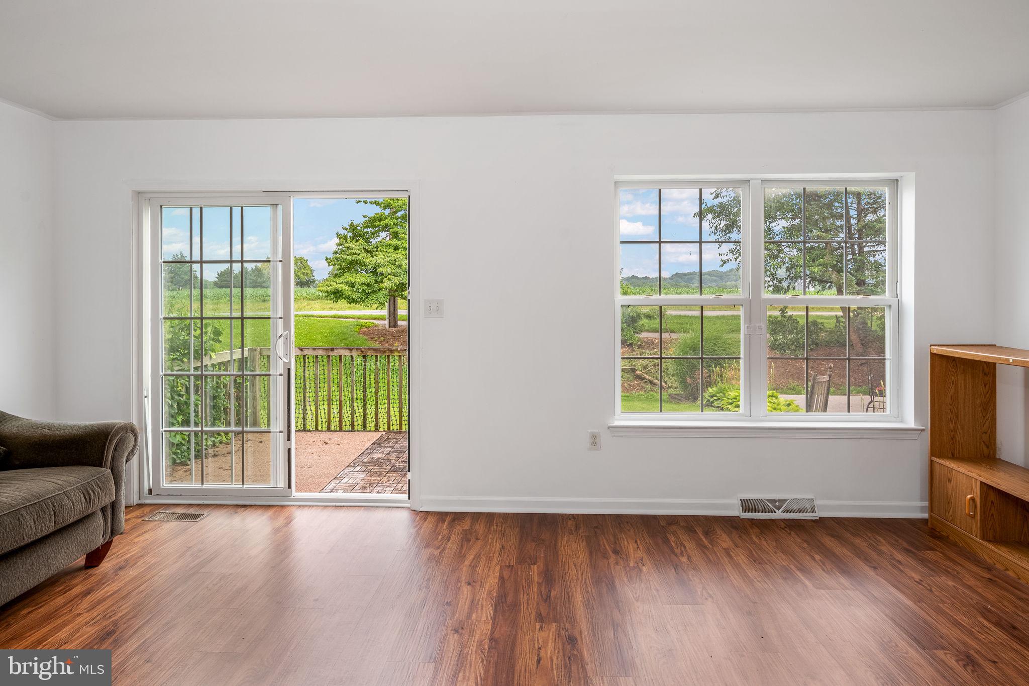 PEBBLE CREEK - Residential