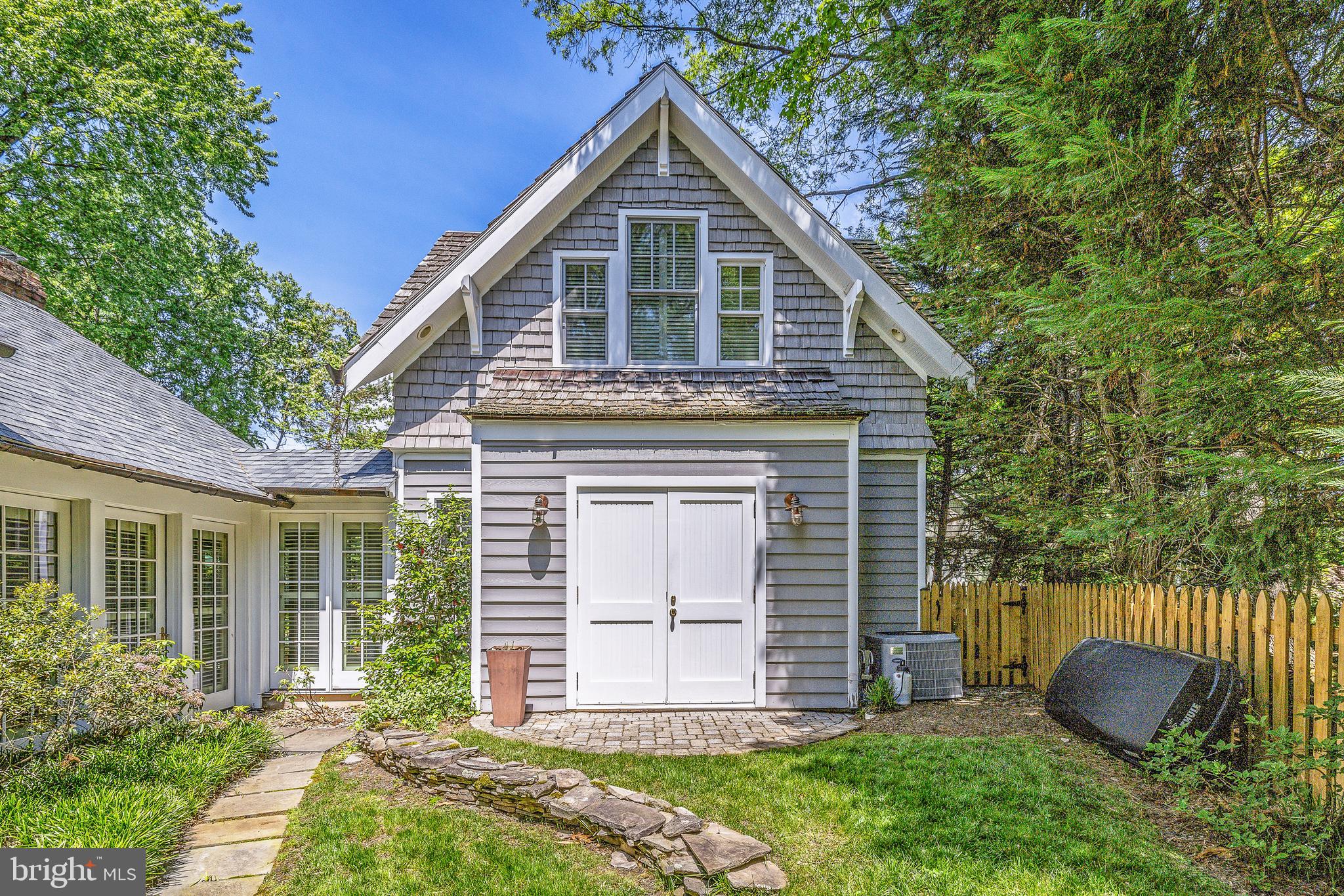 EASTPORT - Residential