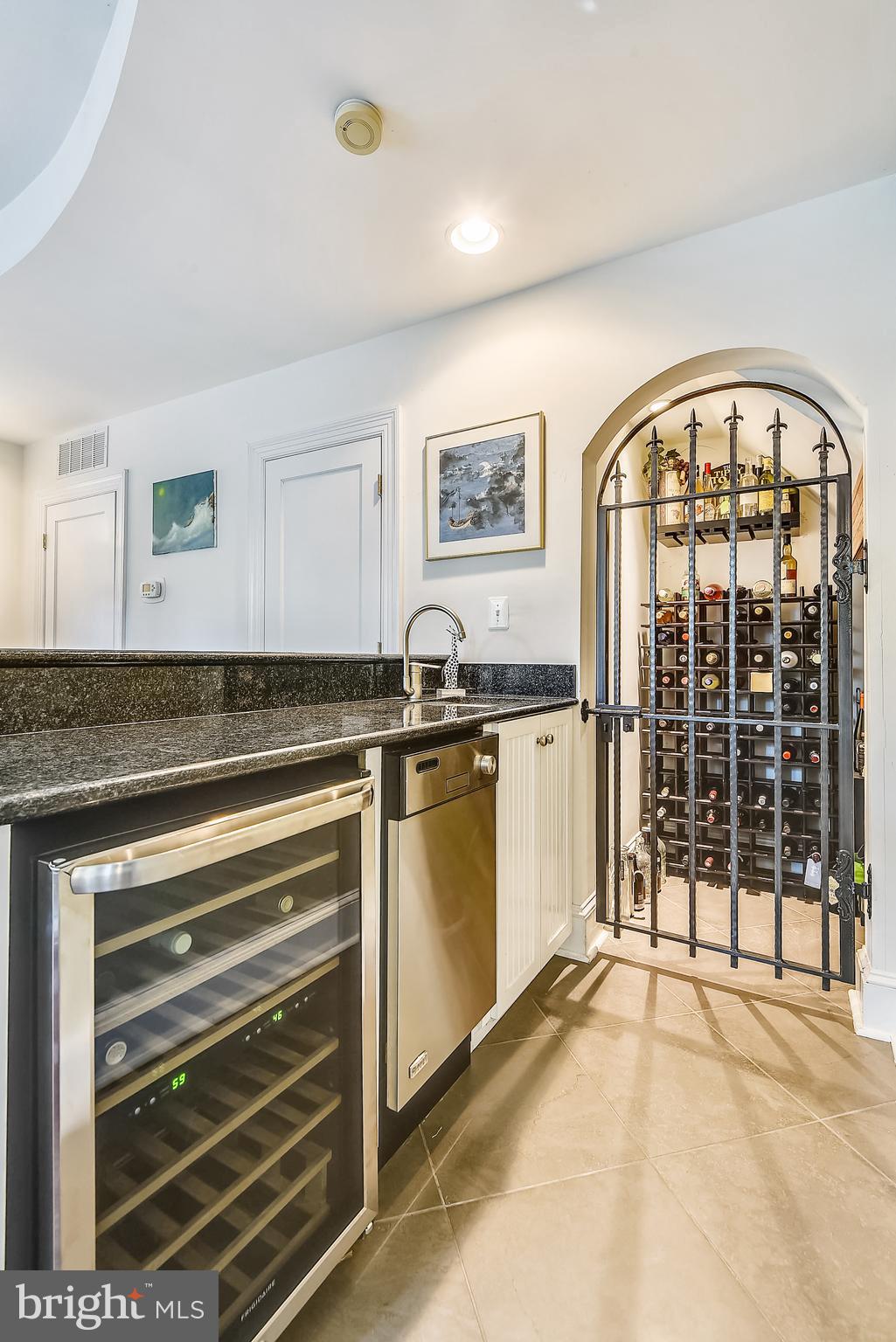 EASTPORT - Residential