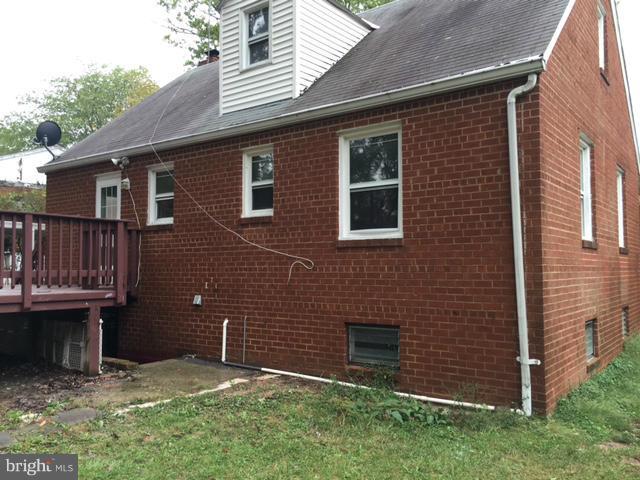 LIVINGSTON OAKS - Residential