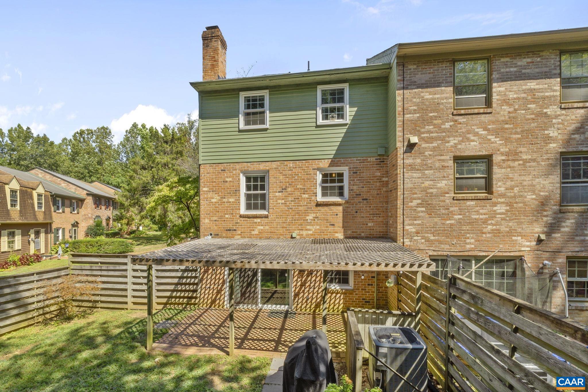 GEORGETOWN GREEN - Residential